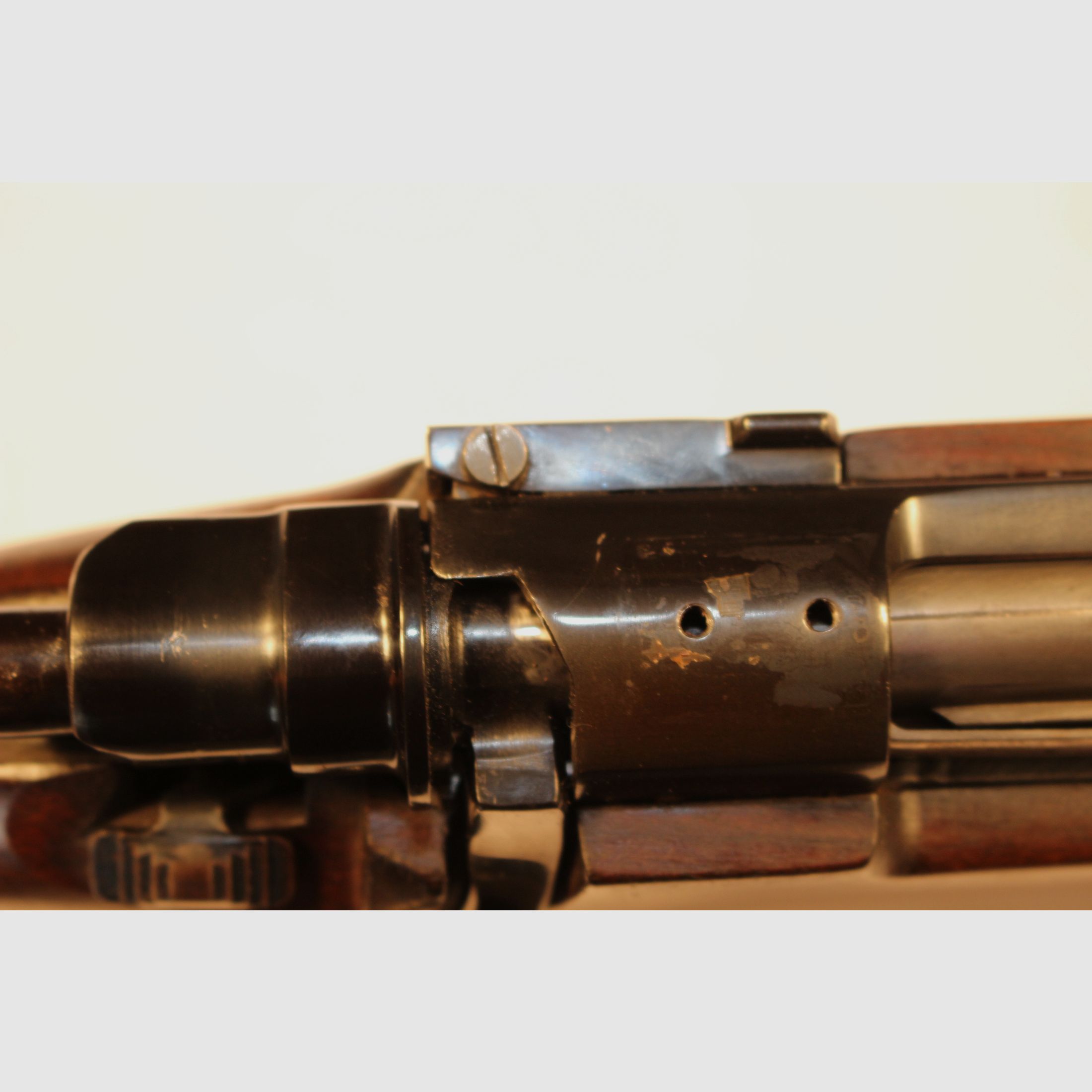 Bolt-action rifle in caliber .270 Winchester.