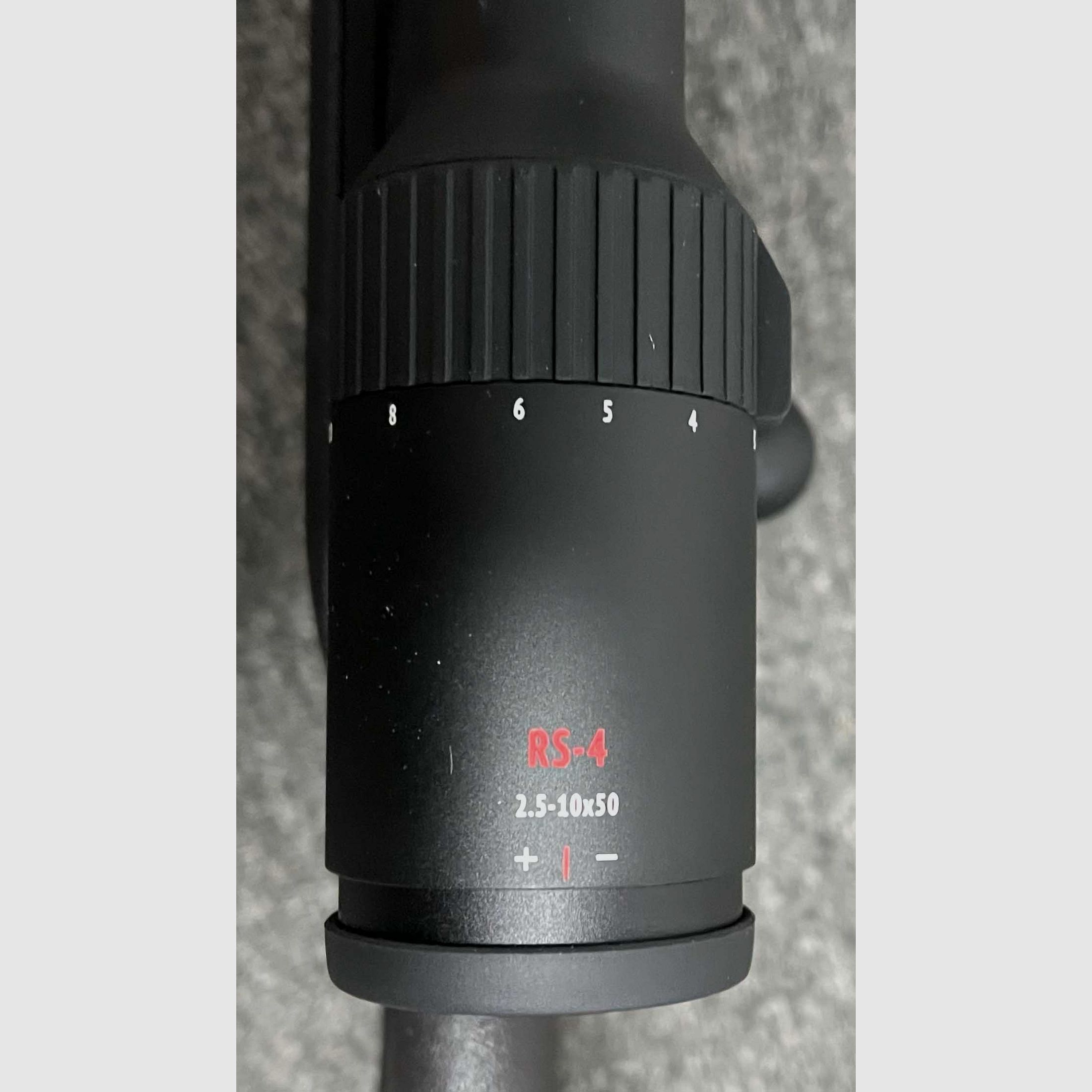 Blaser R8 Professional Succes + Minox RS4 2,5-10x50 + Blaser Sattelmontage