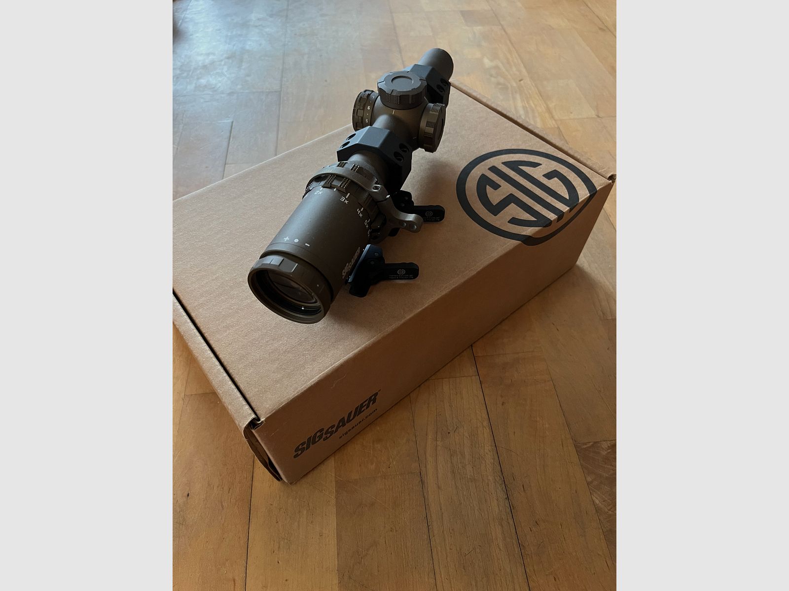 Sig Sauer TANGO6T 1-6x24 FDE