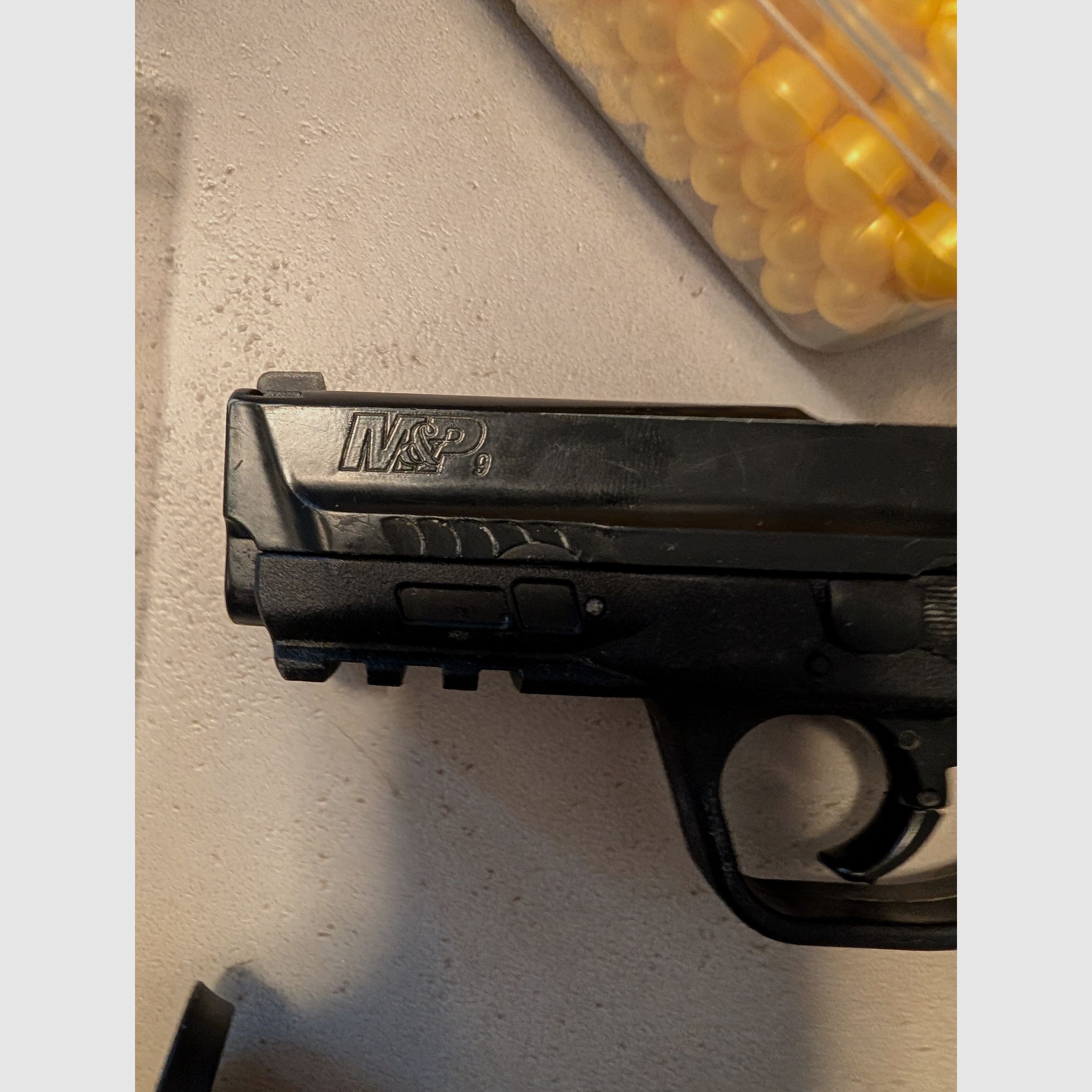 T4   Smith&wesson  kal 43.