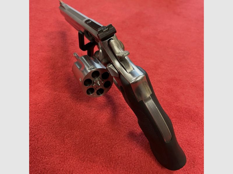 Smith & Wesson 686-4 - Kal. .357 Magnum