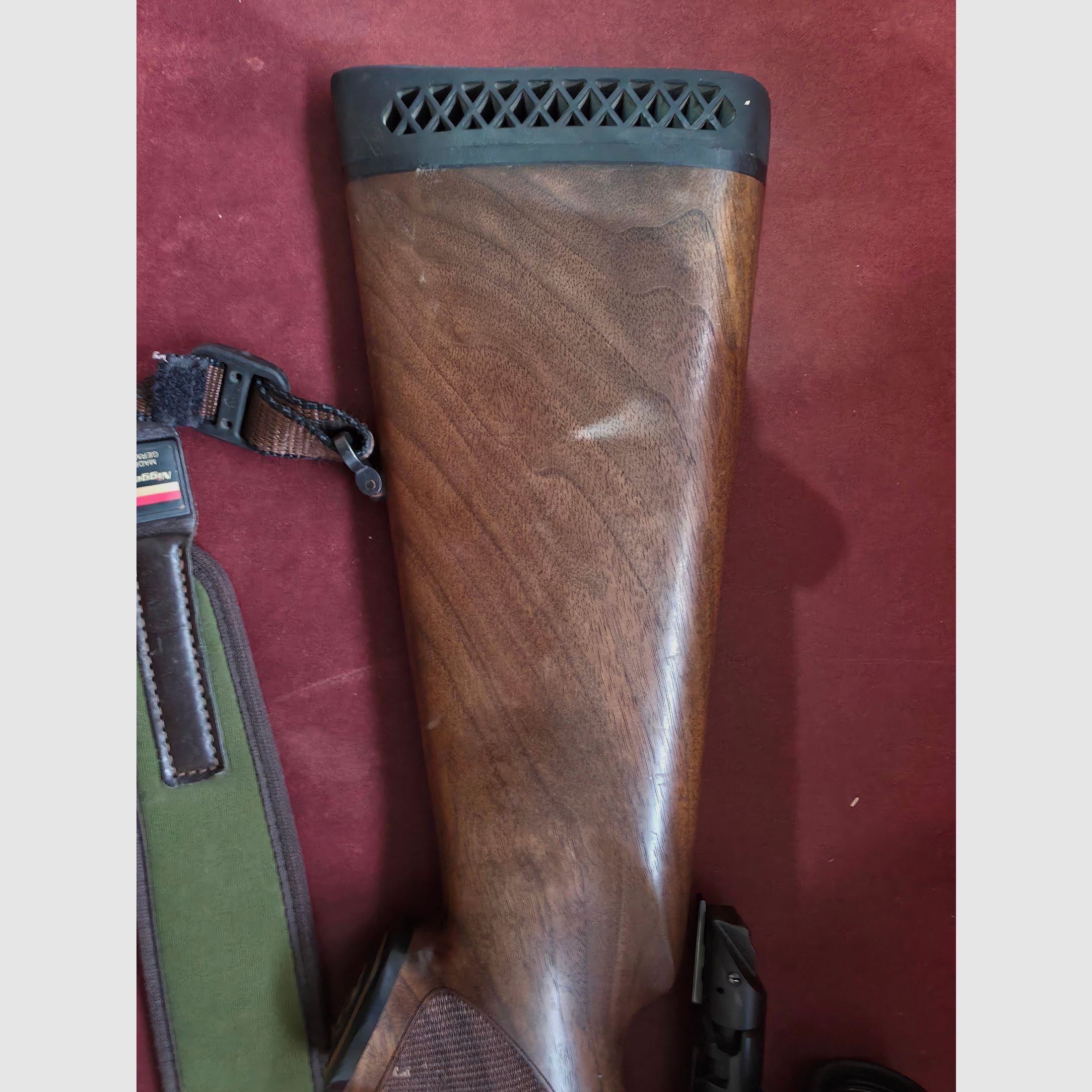 Sauer 101 Classic .308Win mit Meopta-Zielfernrohr und Hausken-Schalldämpfer