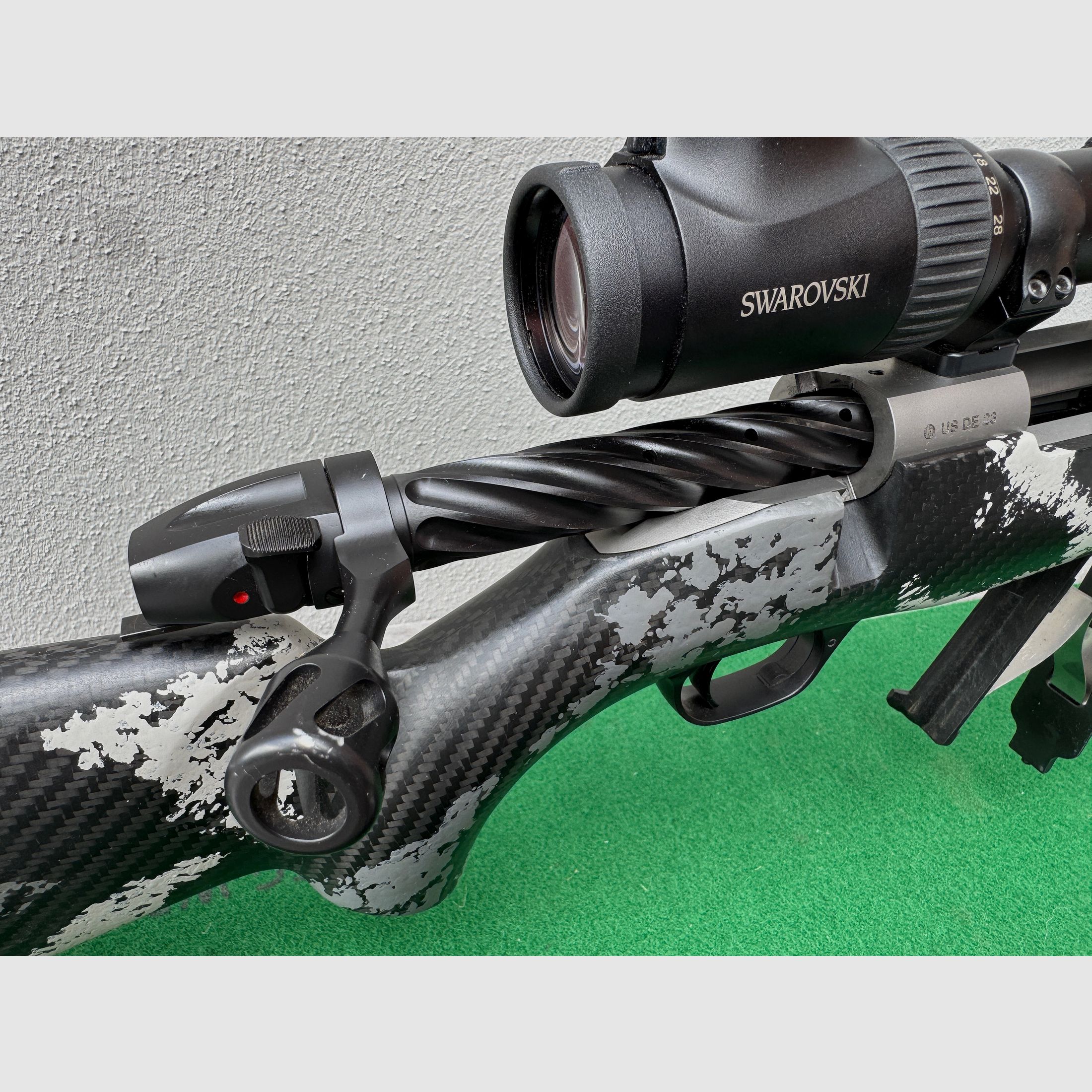 Weatherby Mark V Backcountry 2.0 Ti Carbon .300 wby mag