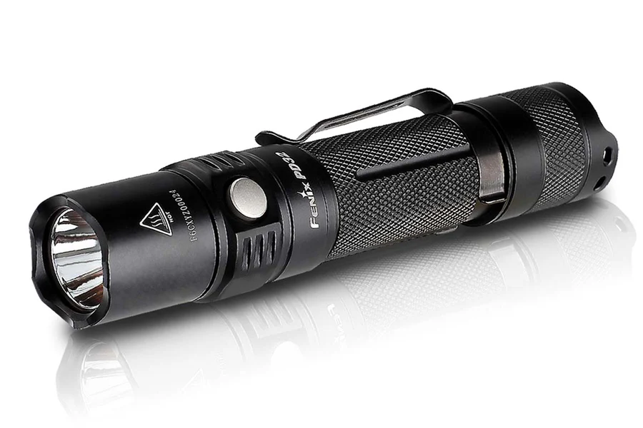 Fenix PD32 2016 Edition – 900 Lumen