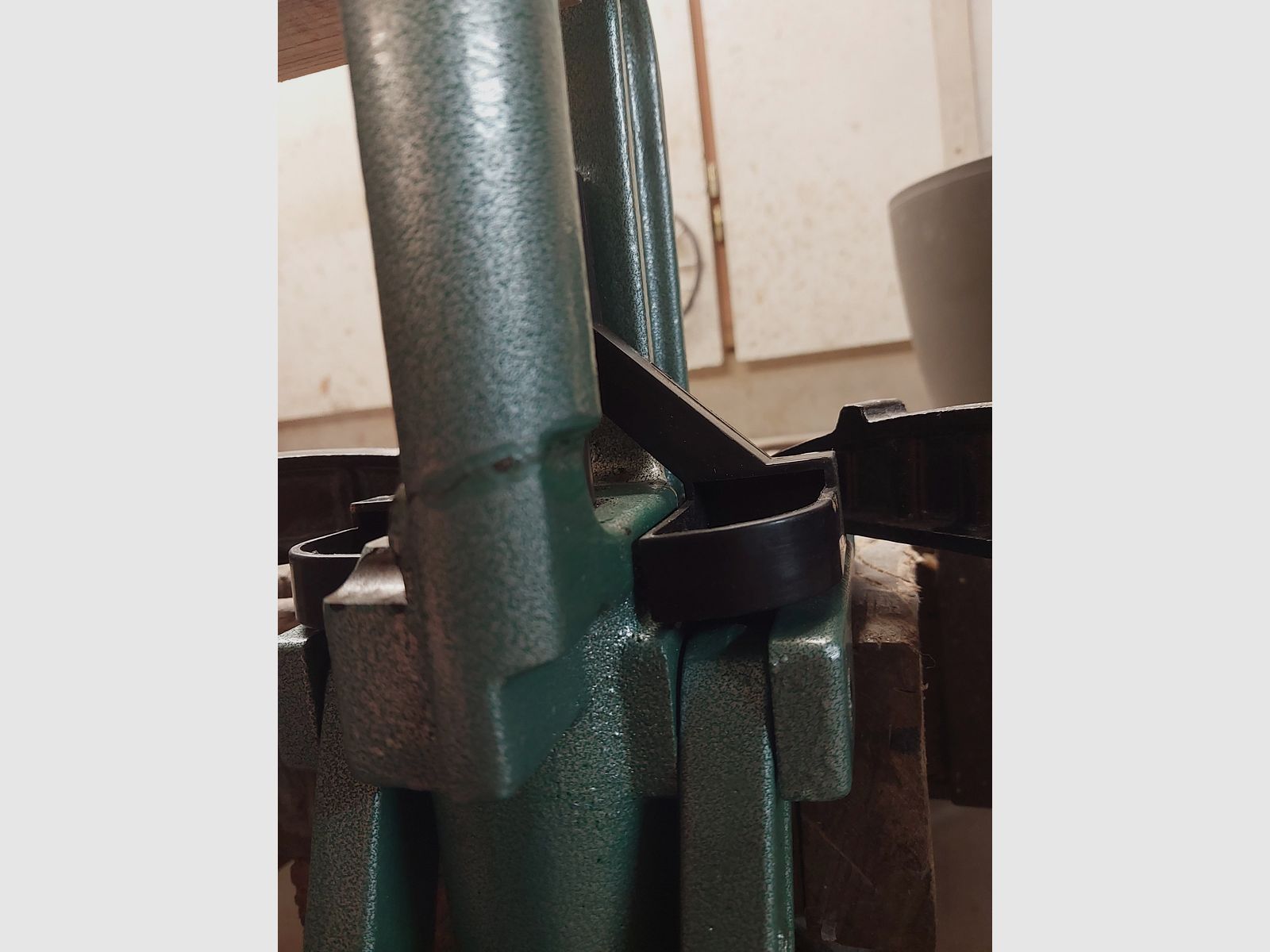 Uszkodzona prasa do reloading RCBS "Rock Chucker IV