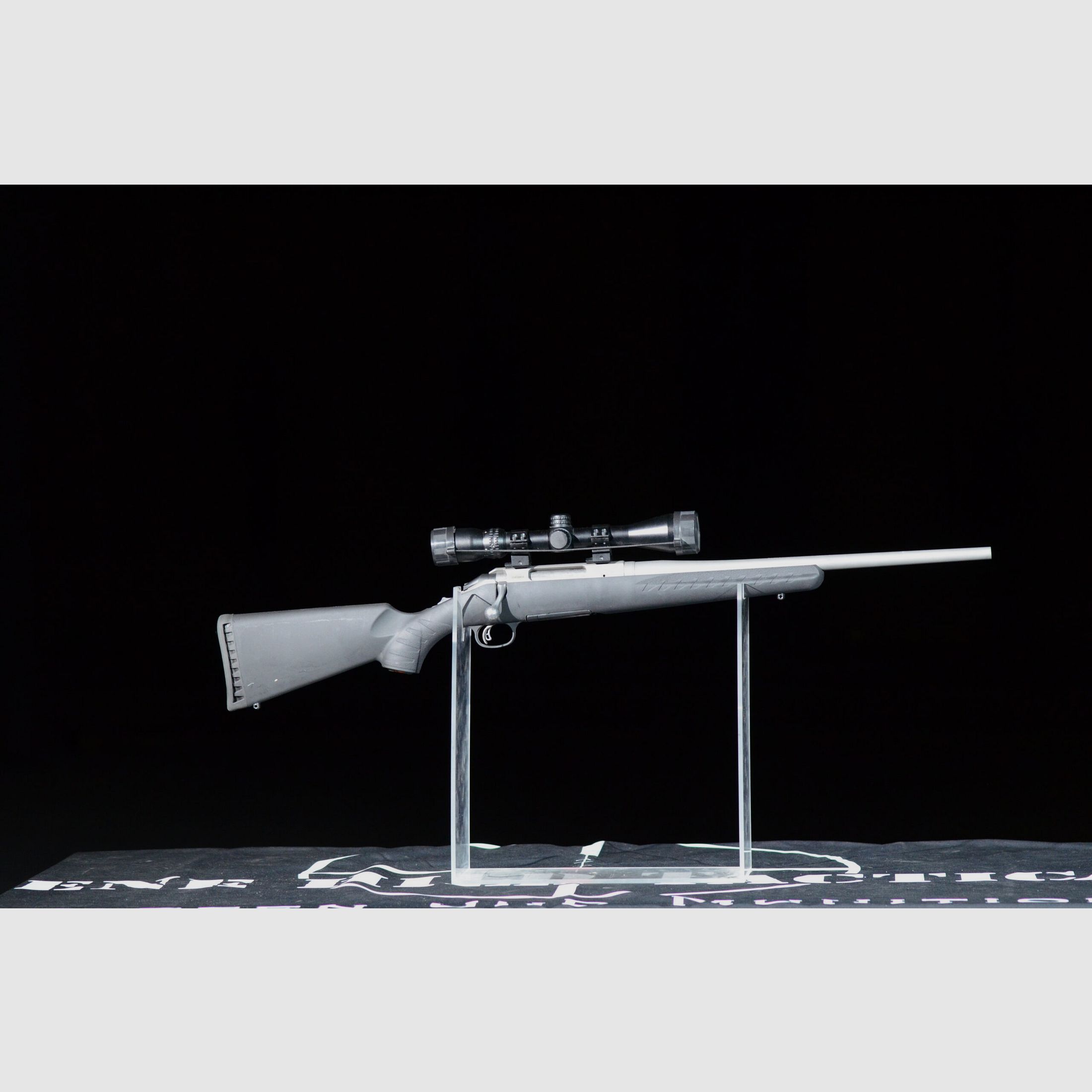 Ruger American Rifle, image 1 sur 2