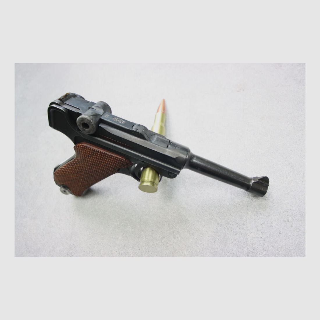 DWM Pistool 08 DWM P08