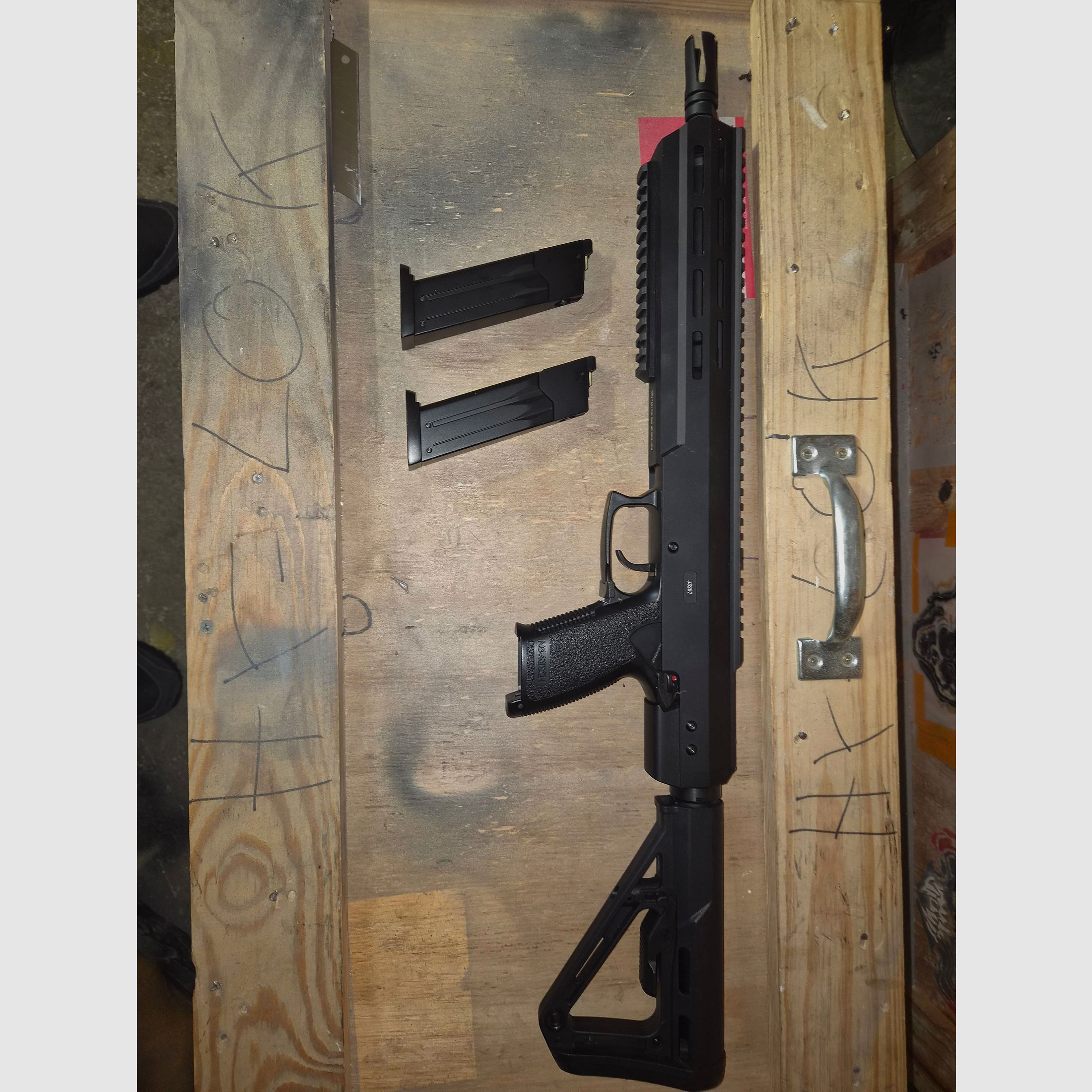 Novritsch SSX 303 Stealth Gasgewehr 1,7-2,5 Joule mit 2 Magazinen