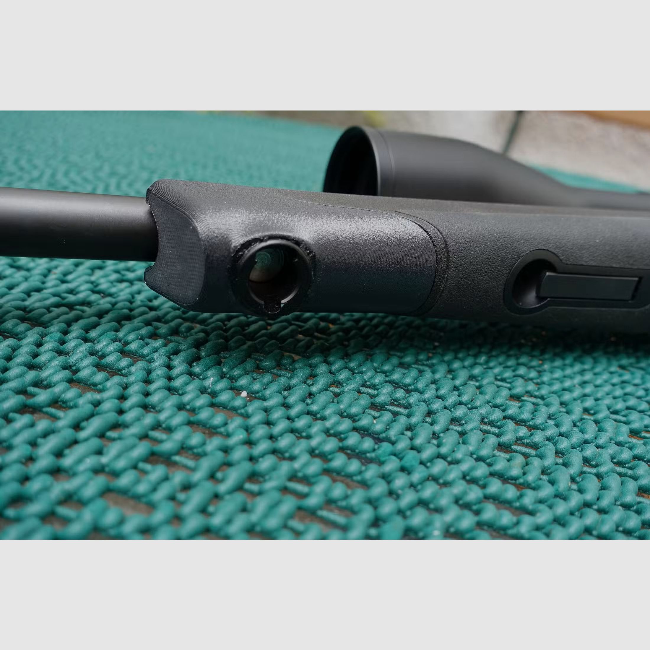 Blaser K95 bipod - opname inclusief voorhandafsluiting
