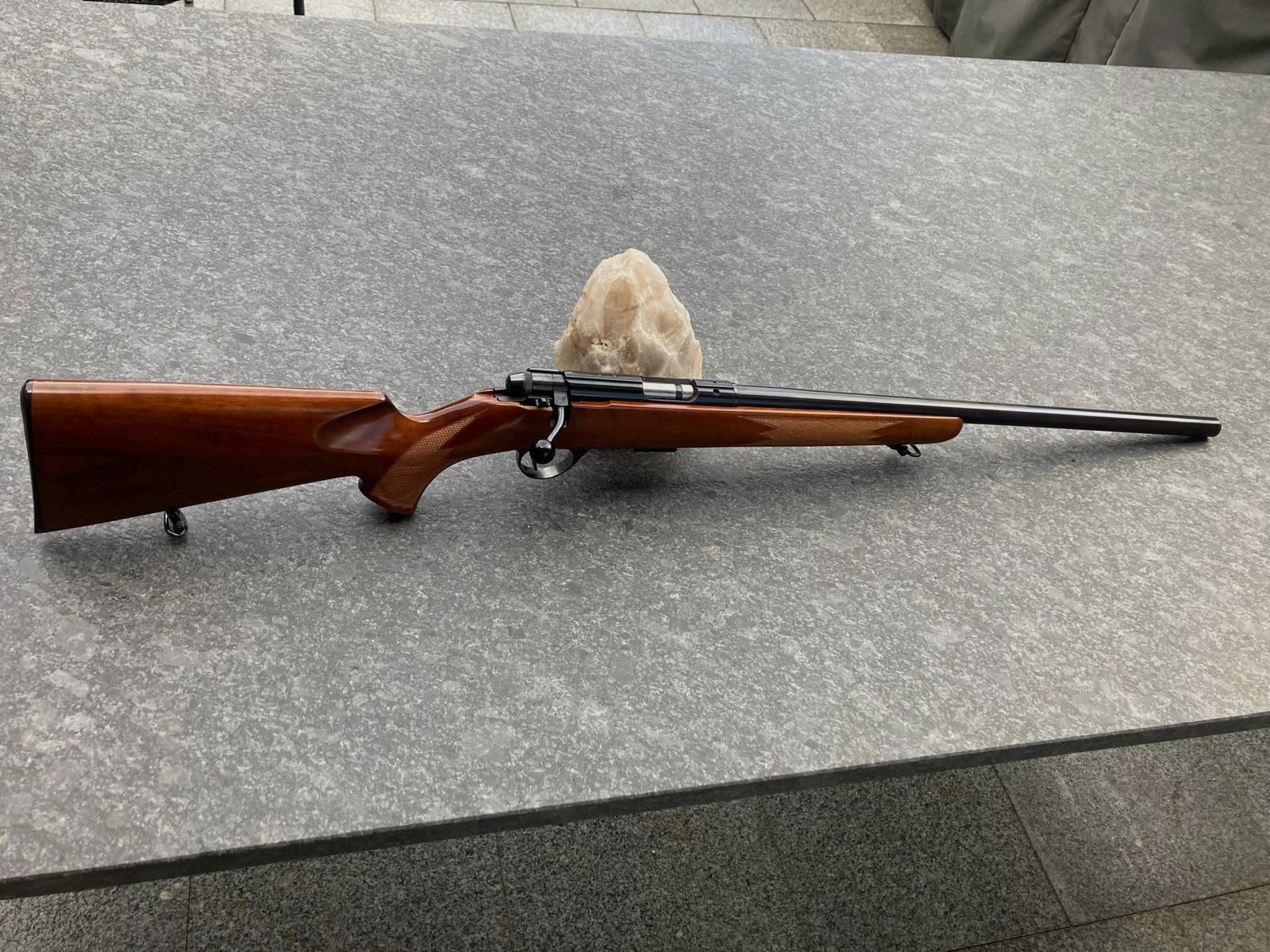 Anschütz 1717 D HB cal. .17 HMR