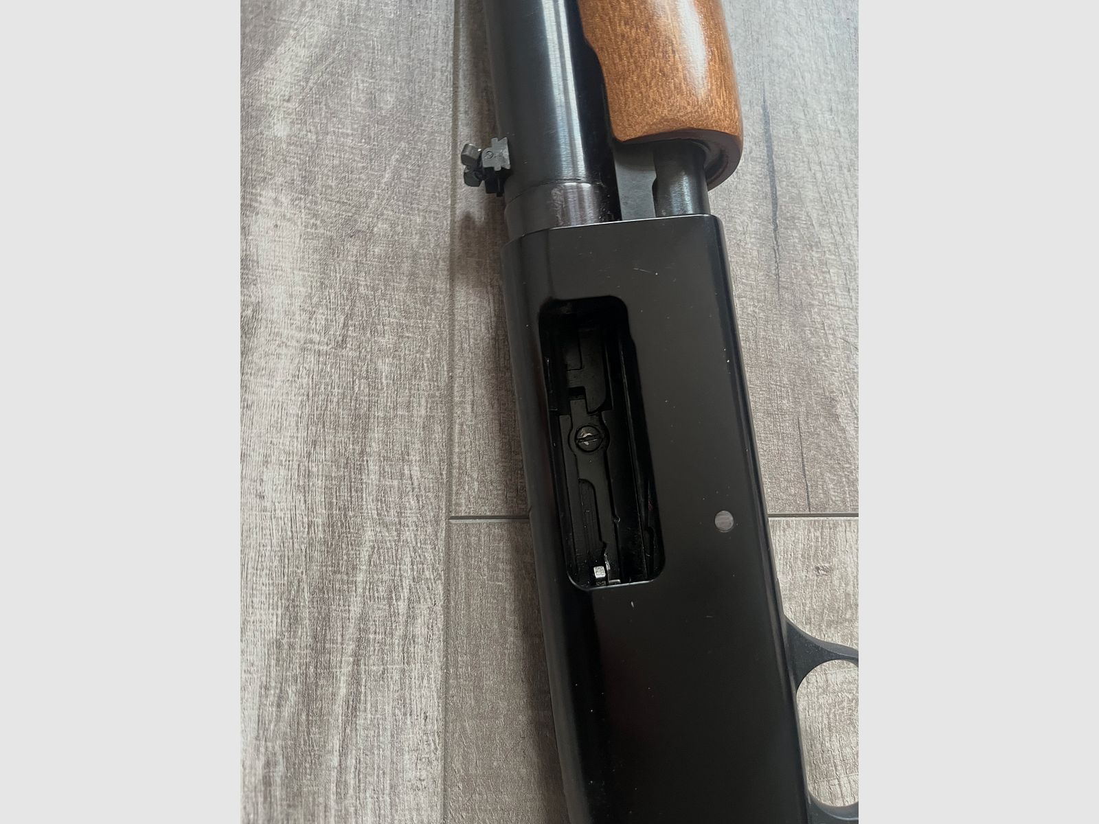 Mossberg Vorderschaft Repetierer