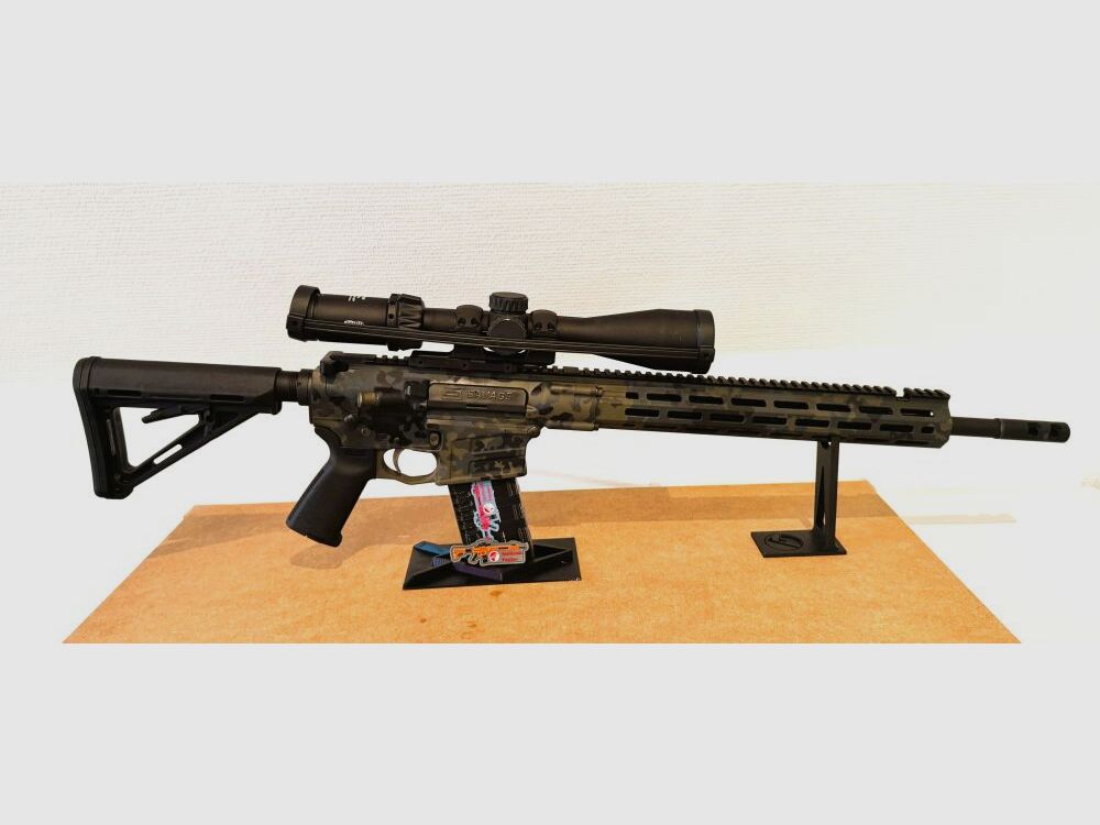 Savage Arms MSR10 Hunter Midnight Camo mit Meopta