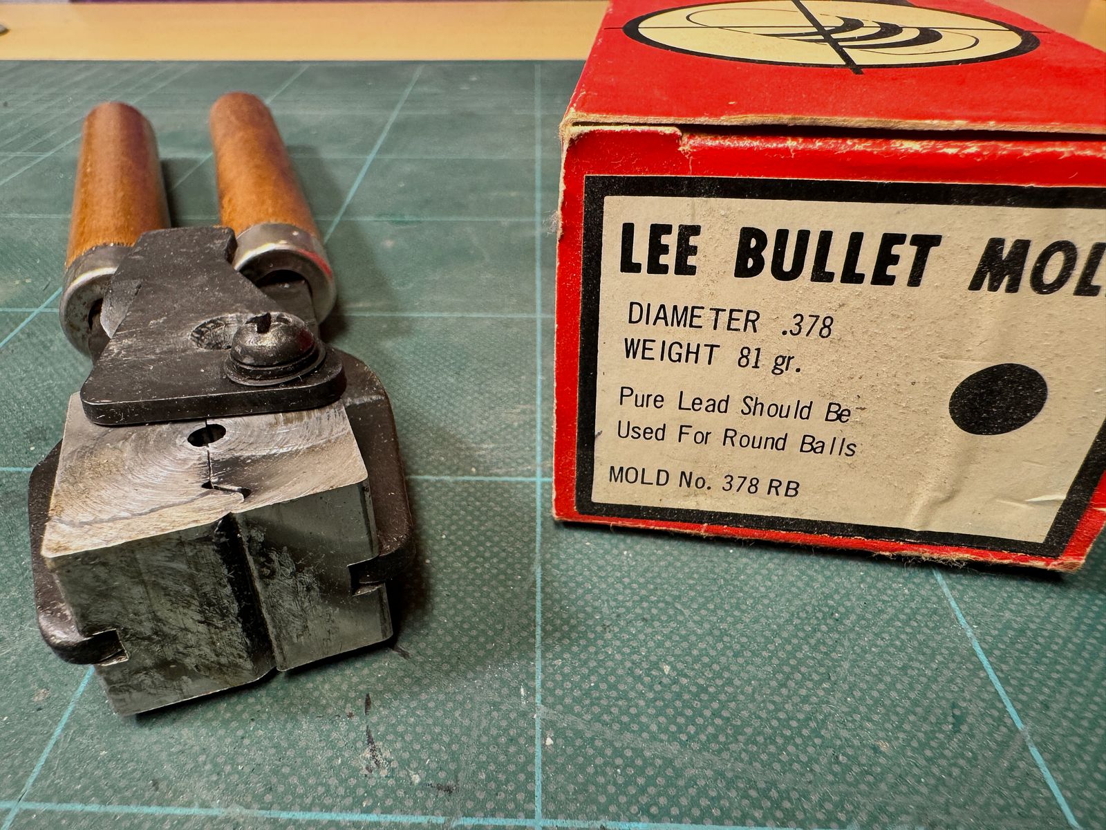 Giesskokille Vorderlader Lee Bullet Mold 378 RB  81gr. für .378 Rund Kugeln