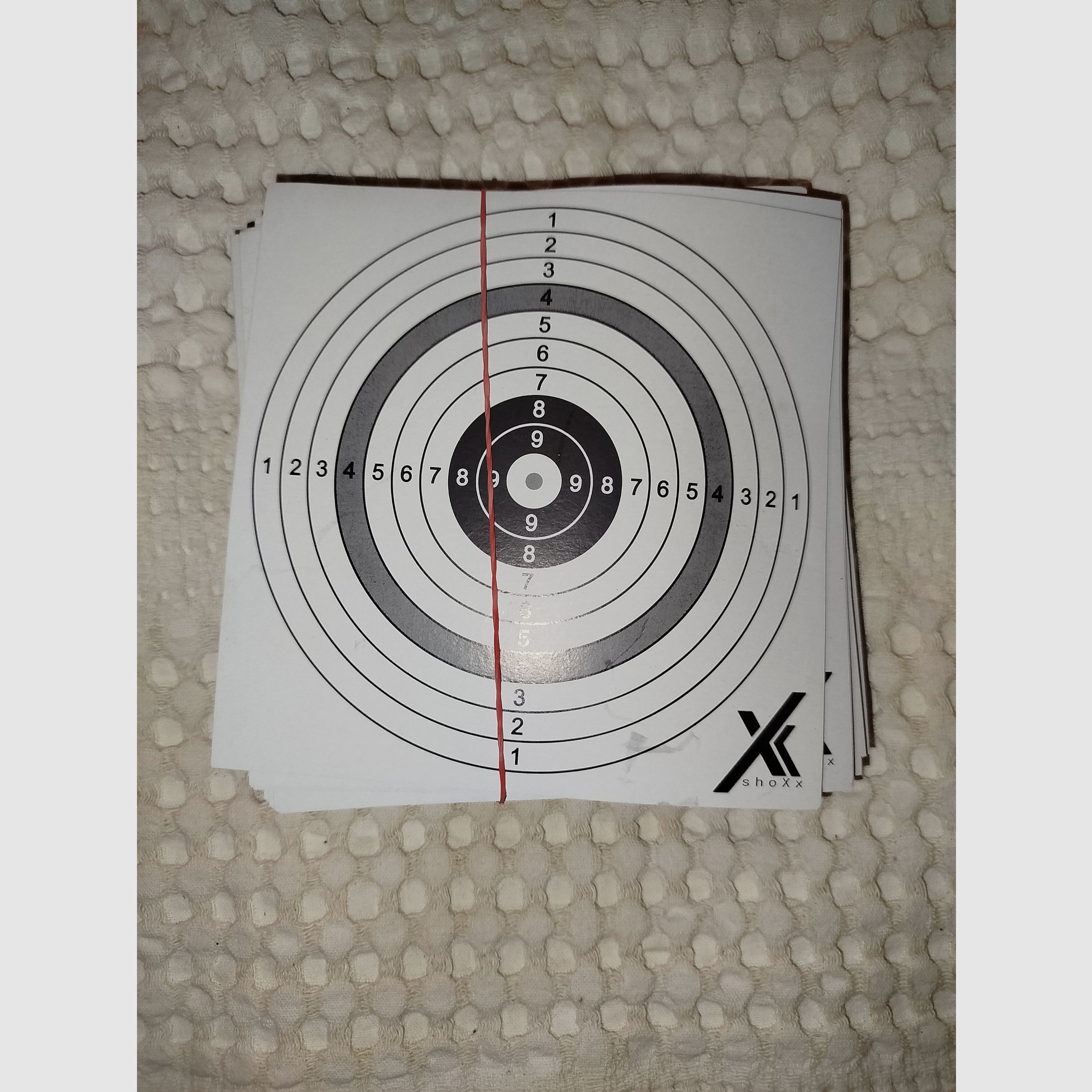 Sig Sauer 1911 WTP + 24 CO2 capsules + pellet trap + 90 targets + 2940 BBs