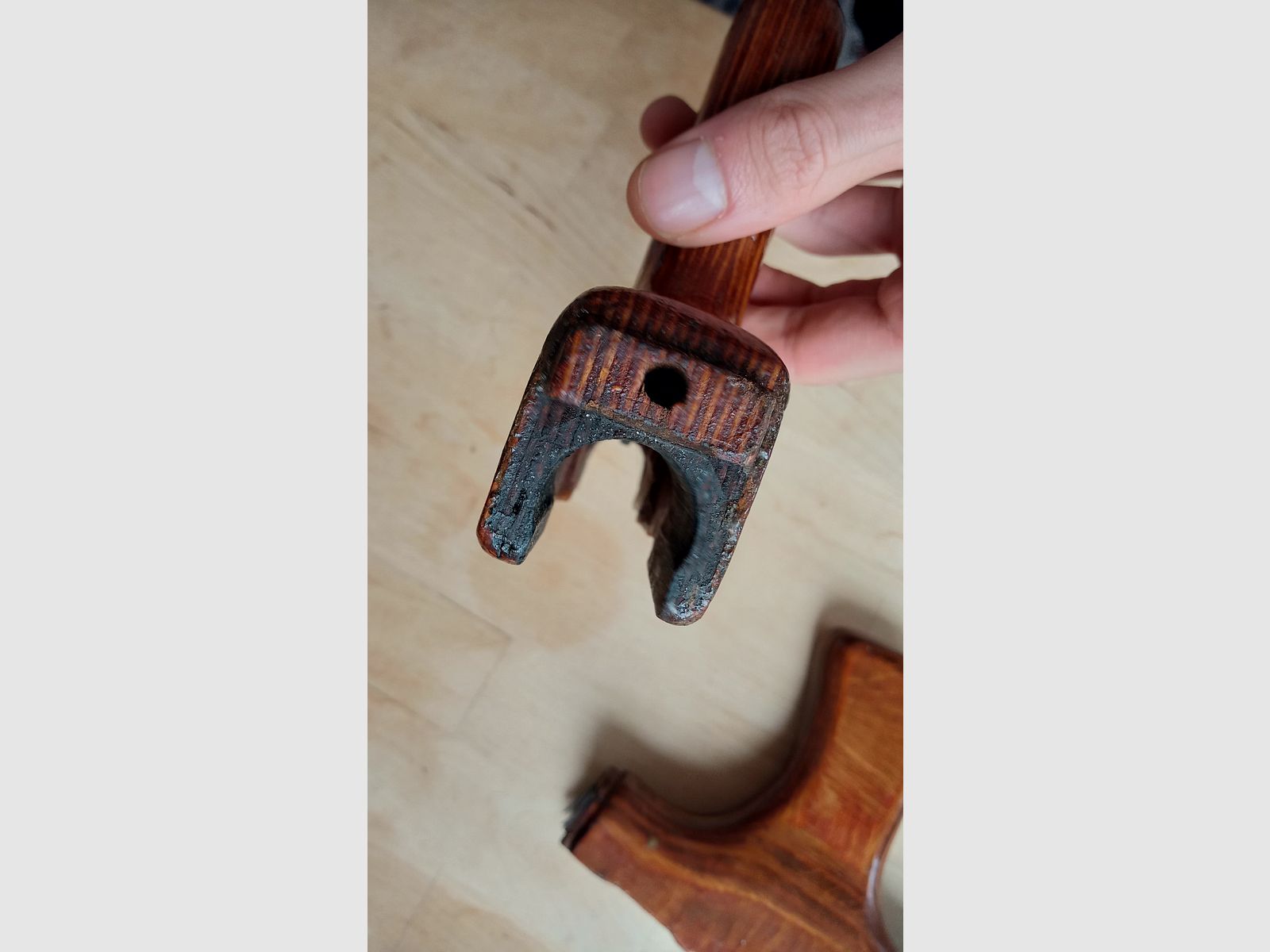 #1 Romanian AKMS lower handguard s.g. donkey-dick (Uluc) for underfolding stock laminated wood Romy Dong PM md.65