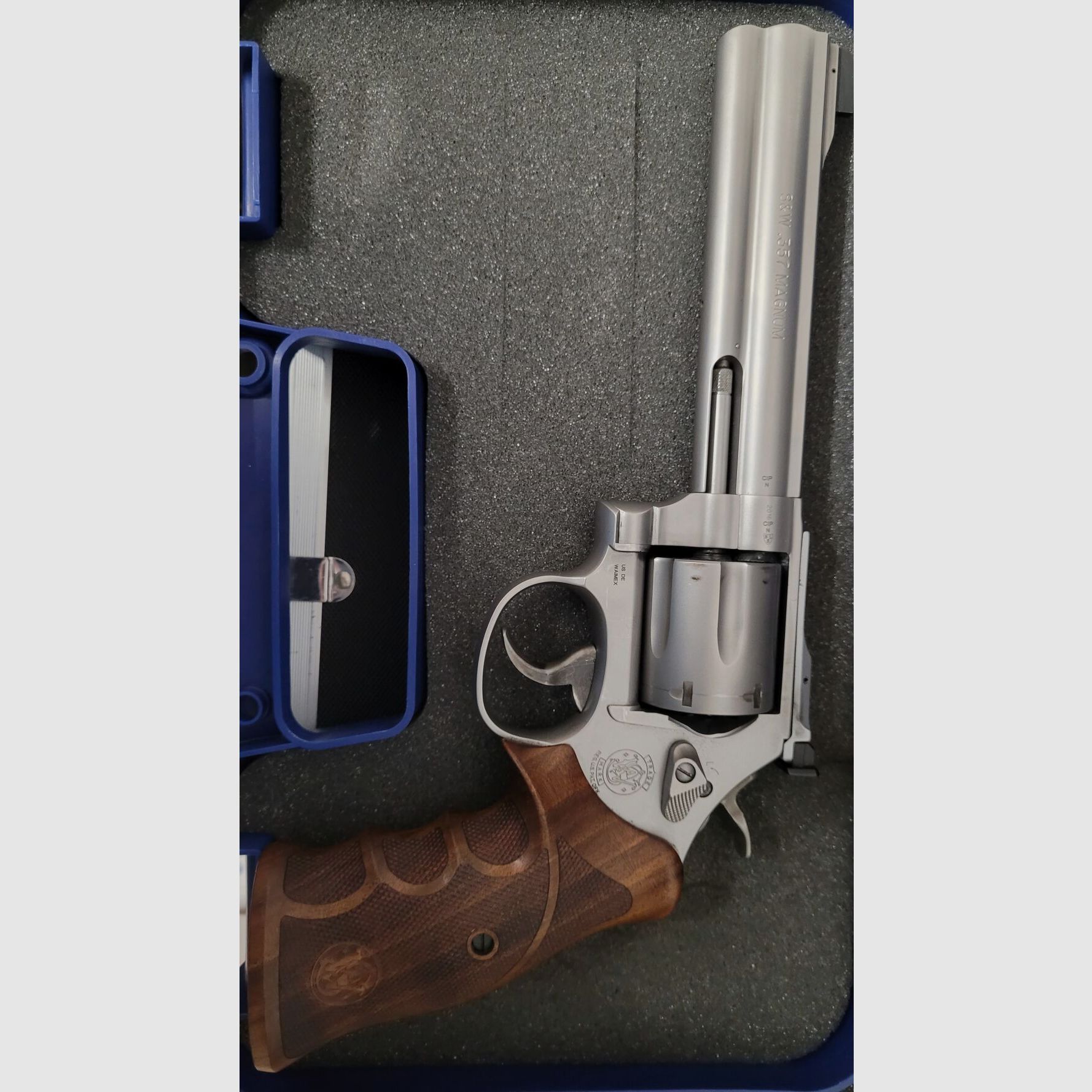 Smith and Wesson 686 Target Champion