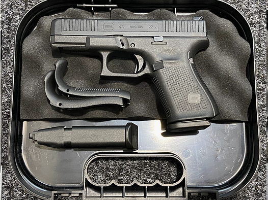 Fast neue Glock 44 FS Kal. 22 lr
