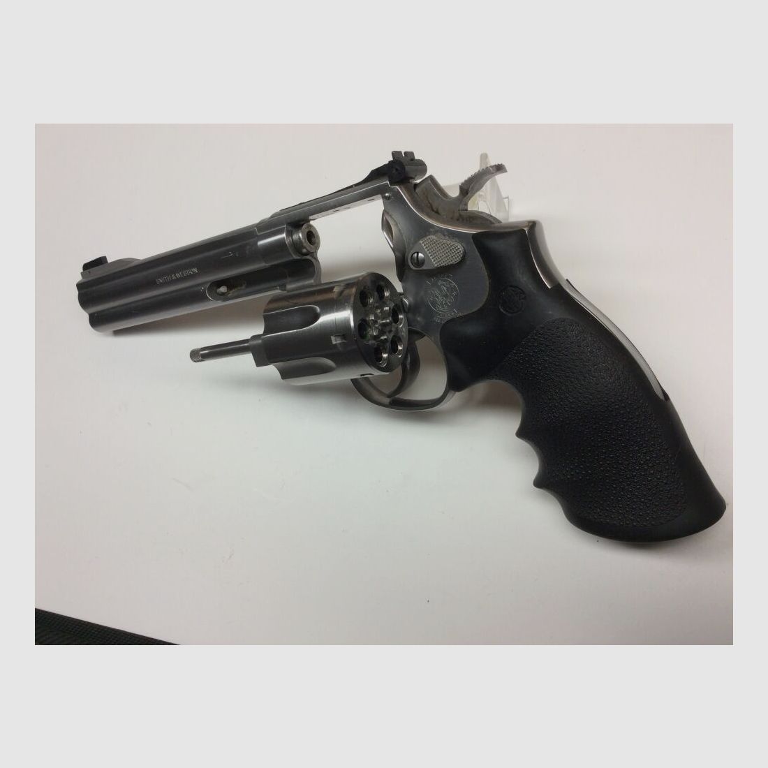 Smith & Wesson Mod. 617	 .22lr