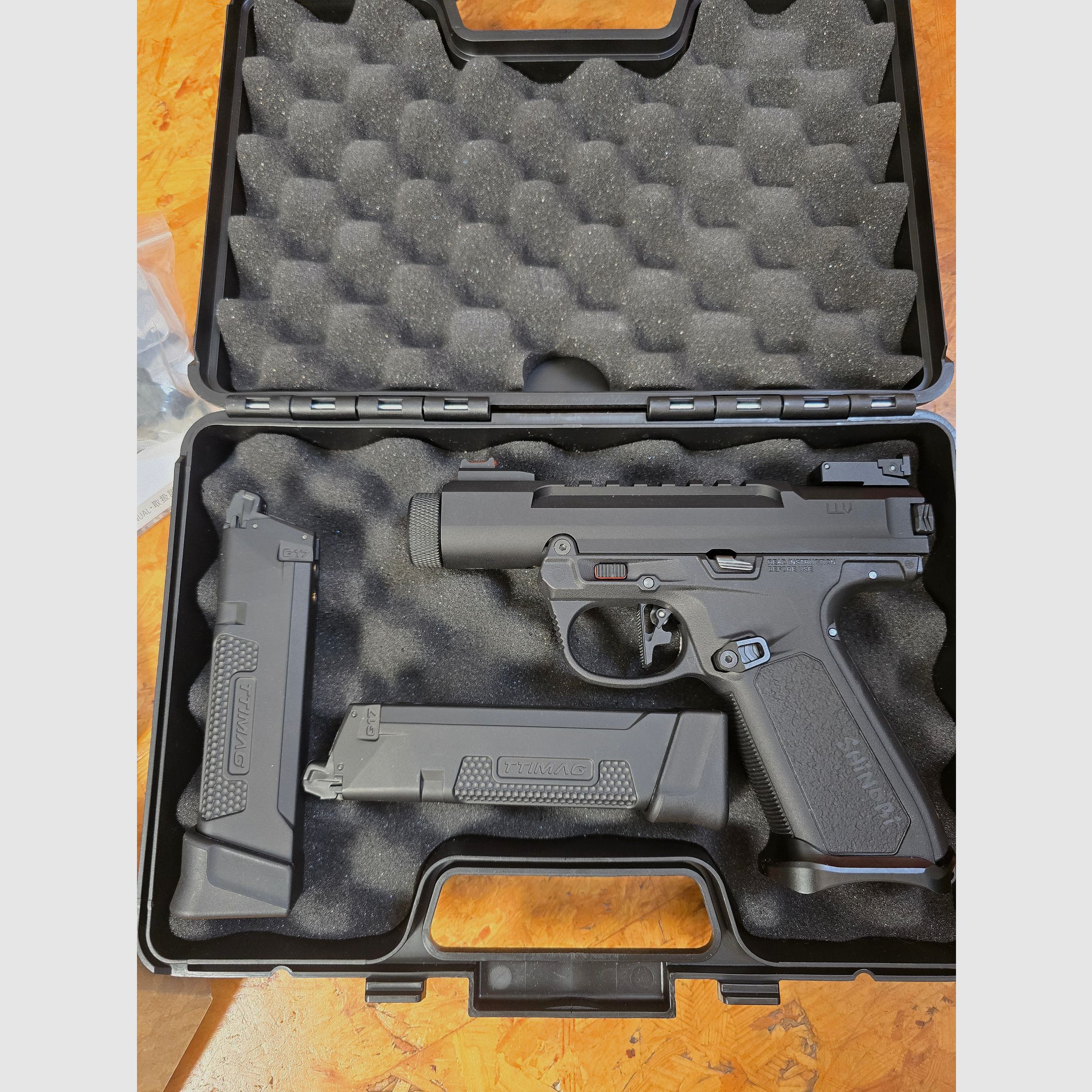 Pistolet Action Army AAP-01C Shinoby Assassin GBB 6mm BB 2xChargeur