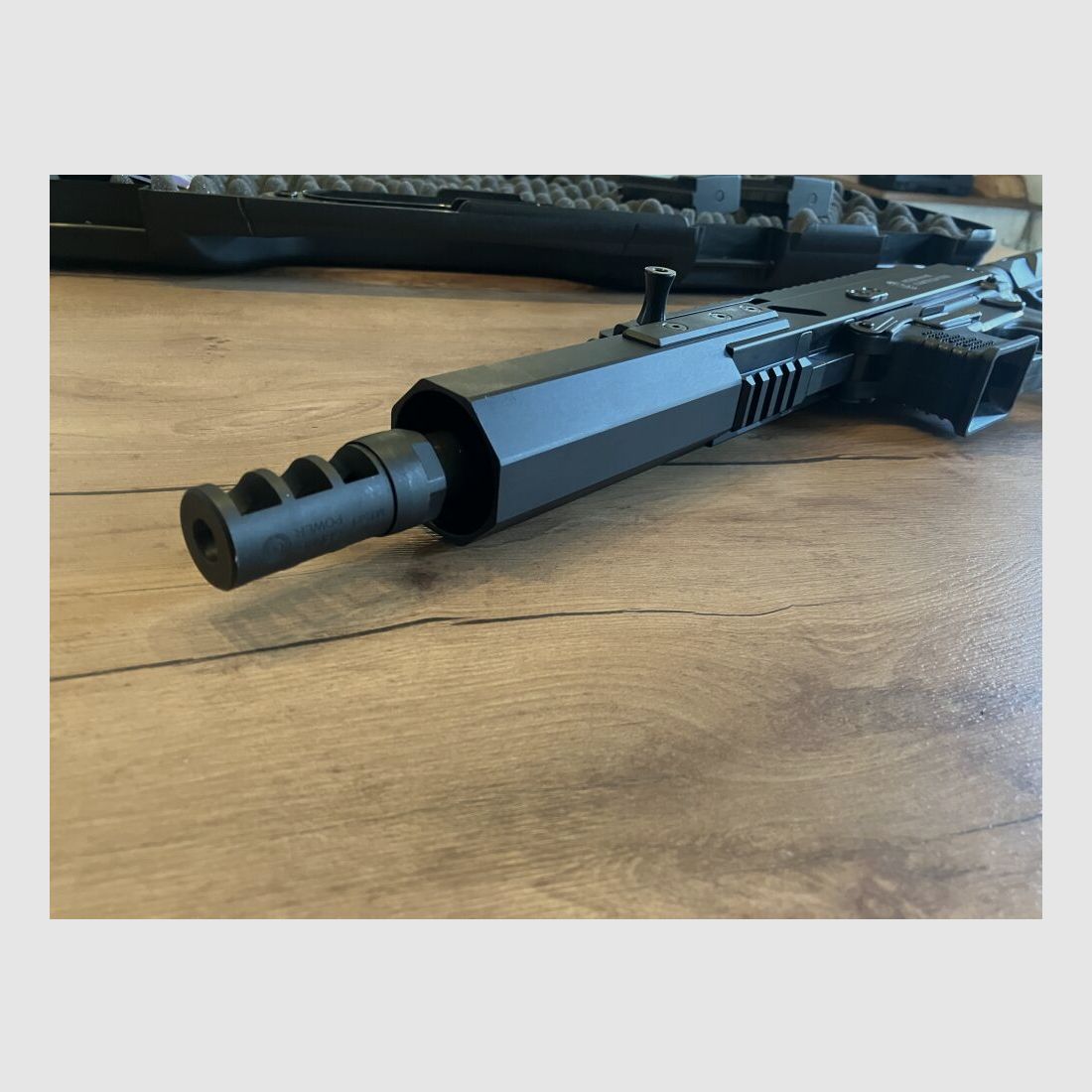 Grand Power Stribog RSR mit höhen- und seitenverstellbaren AR15 Schaft 9mmLuger