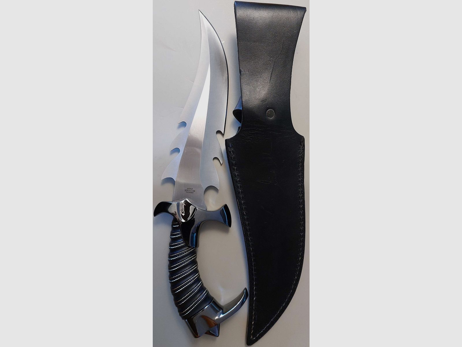Mortal Kombat Gil Hibben Knife UC750