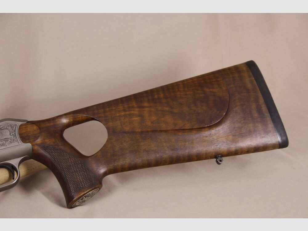 Blaser R93 - Lochschaft // Komplettierung // Tierstückgravur