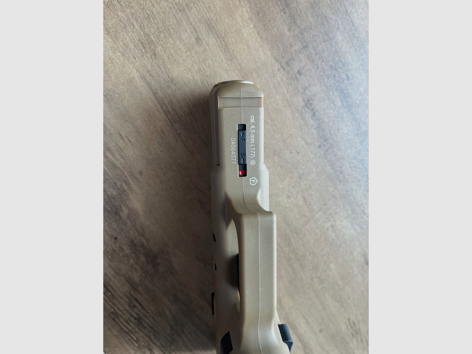 Glock 19X CO2 luchtpistool kal. 4,5mm BB blowback coyote tan