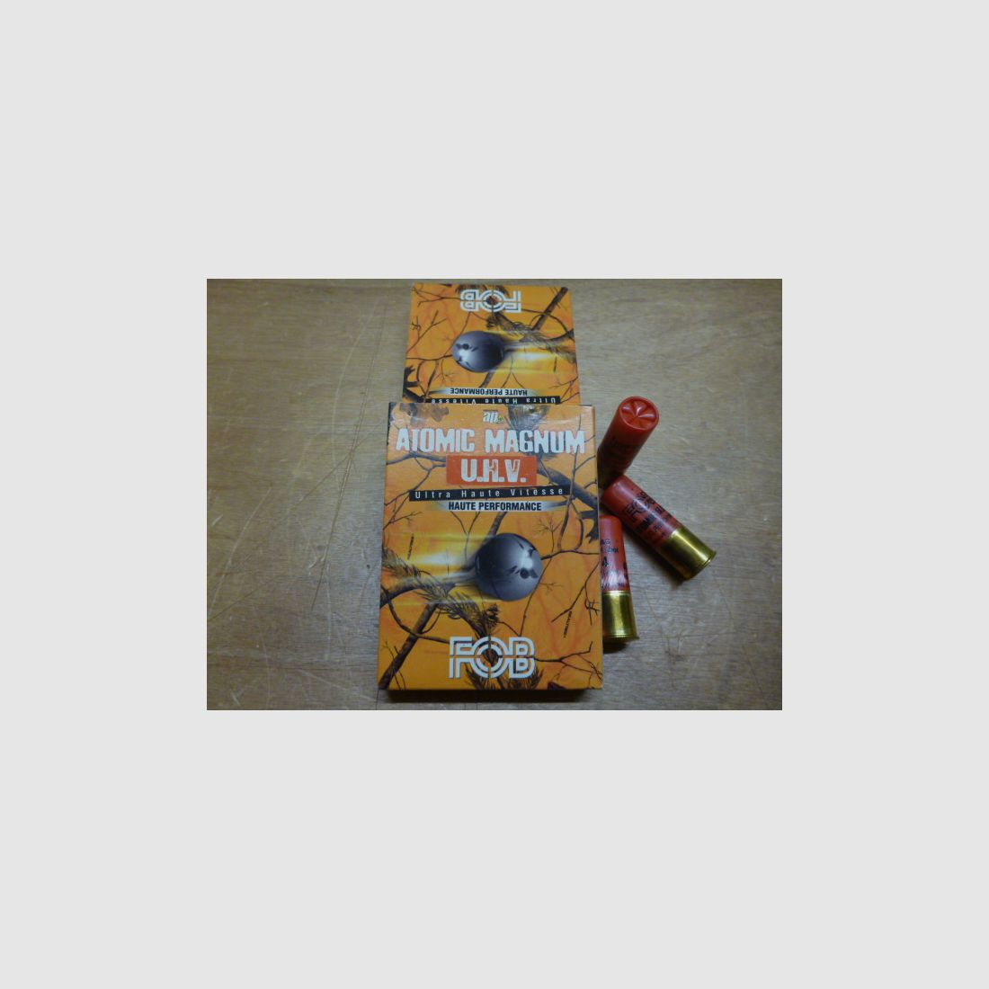 FOB ATOMIC MAGNUM UHV ( ultra hohe Geschwindigkeit ) Kal. 12/76 Schrot Nr. 4 35g, Bild 1 von 2