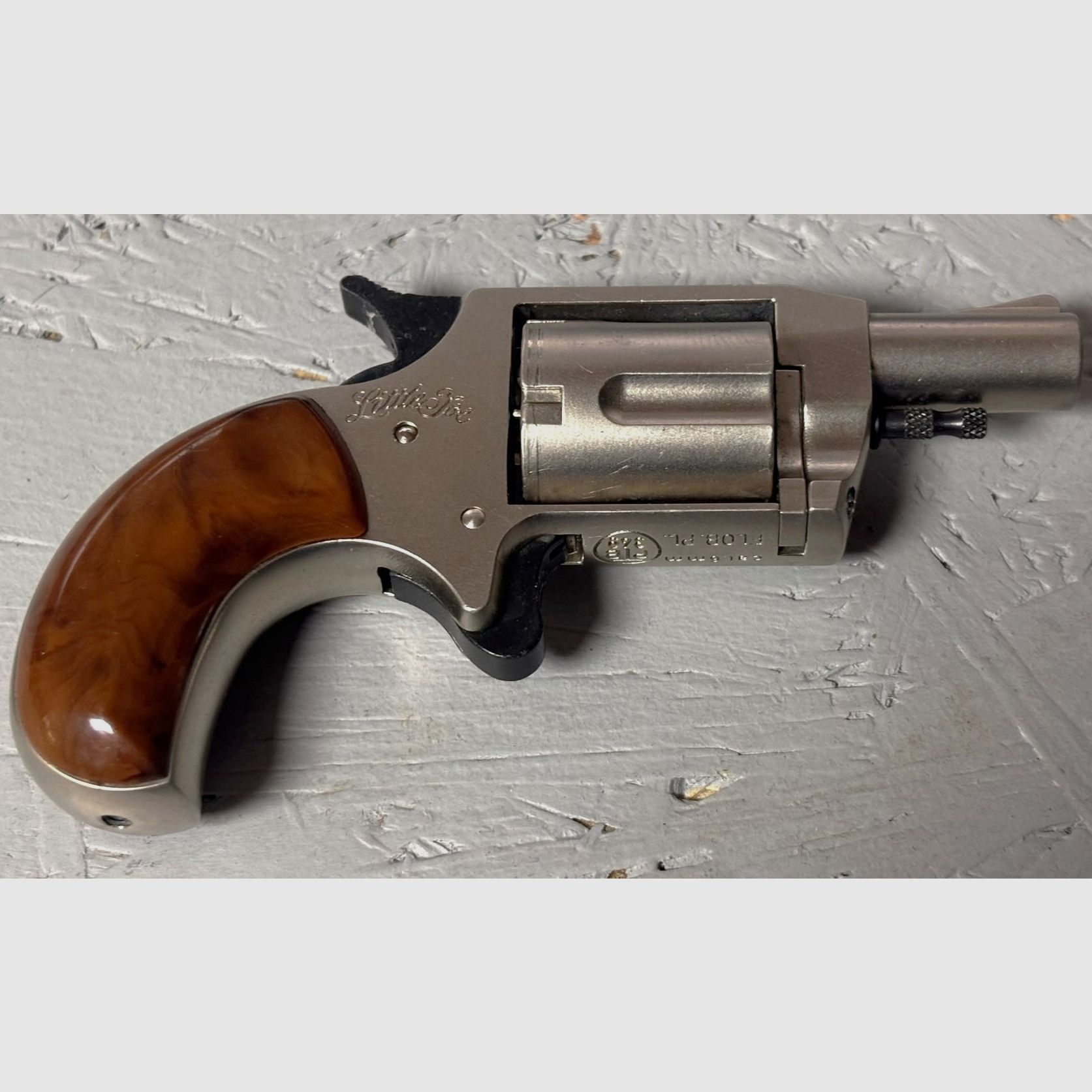 Röhm Littel Joe in 6 mm Knall Original Karton und Dokumentation + Ledertasche für Gürtel
