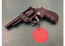 Revolver de petit calibre Arminius Weihrauch HW5 .22lr