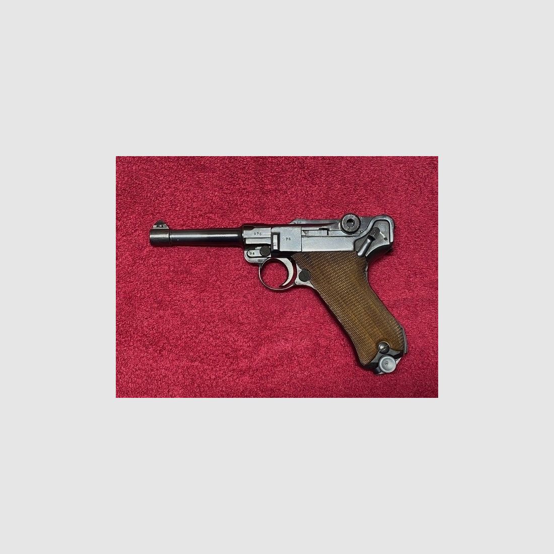 Liquidation of my collection: Mauser Pistol P 08 (S/42) – Yr. 1937, image 3 of 4