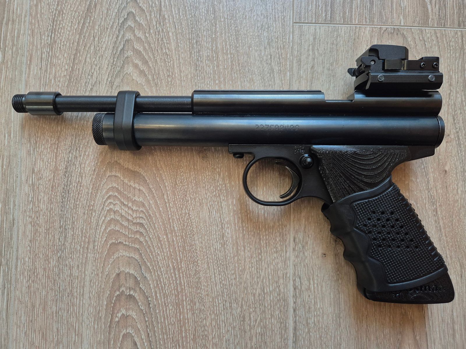Custom Crosman 2240, Co2 pistol, 5.5 diabolo