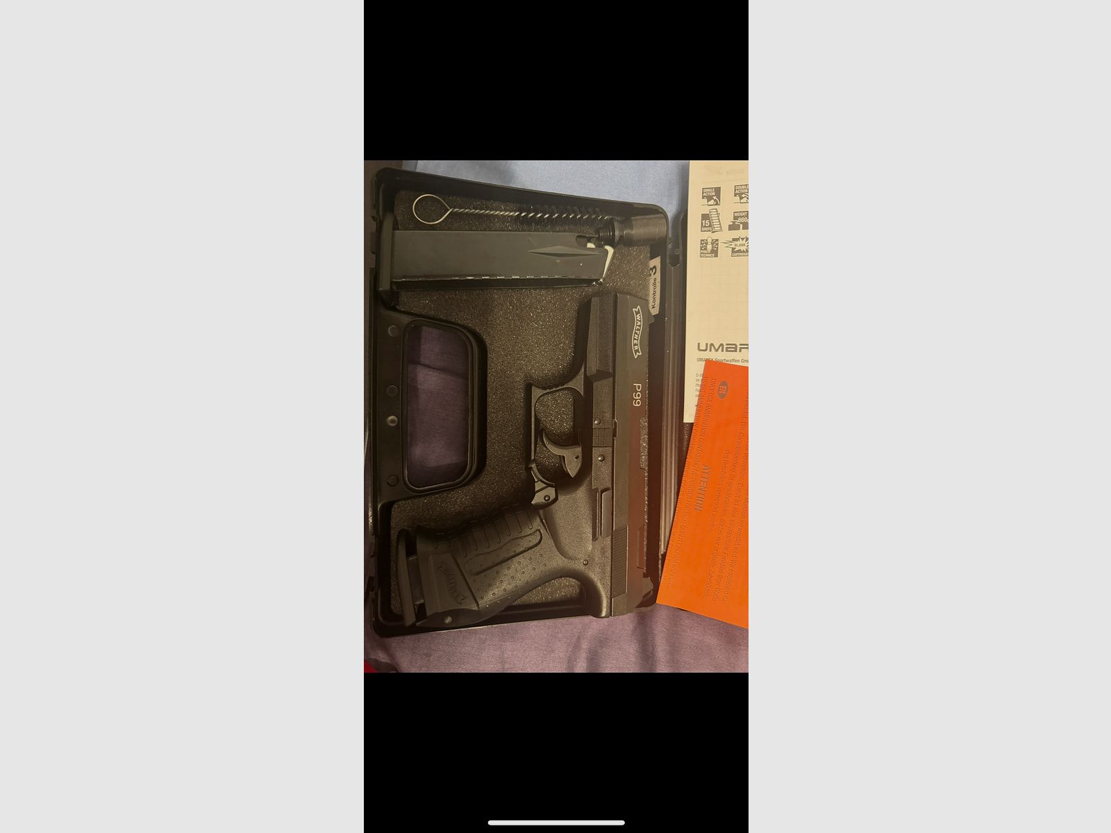 Walther p99  mit 2 Magazine 
