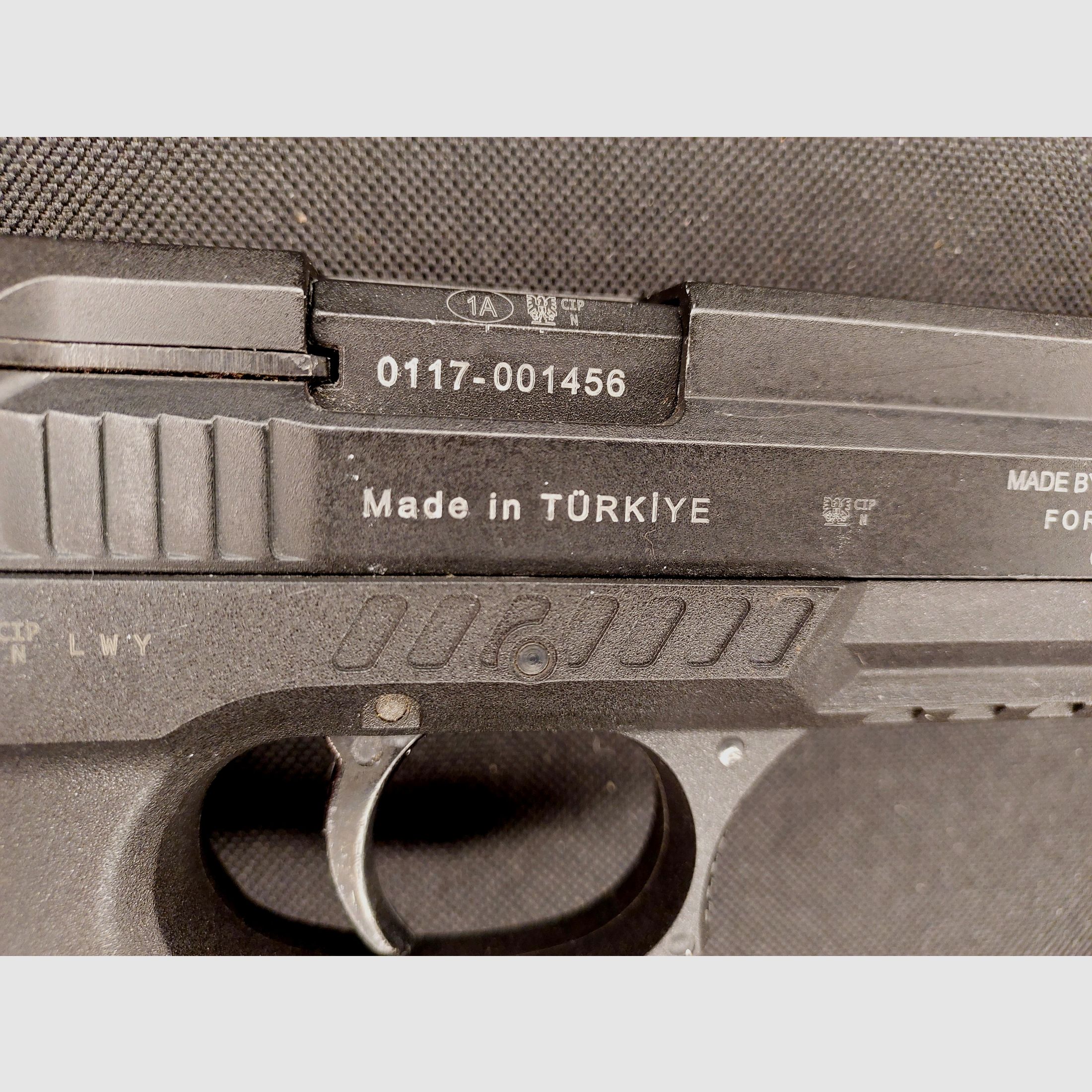 Zoraki 2918 blank firing pistol cal. 9mm P.A.K. black - old (PTB 986)