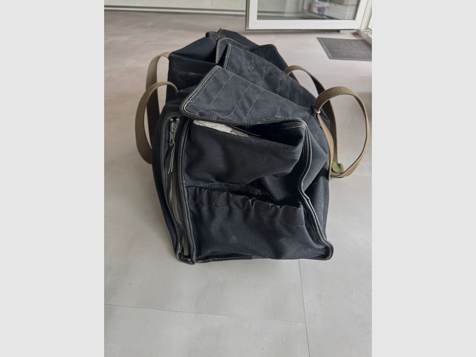 Verkaufe AkAH SEK Einsatztasche für Gewehrschützen