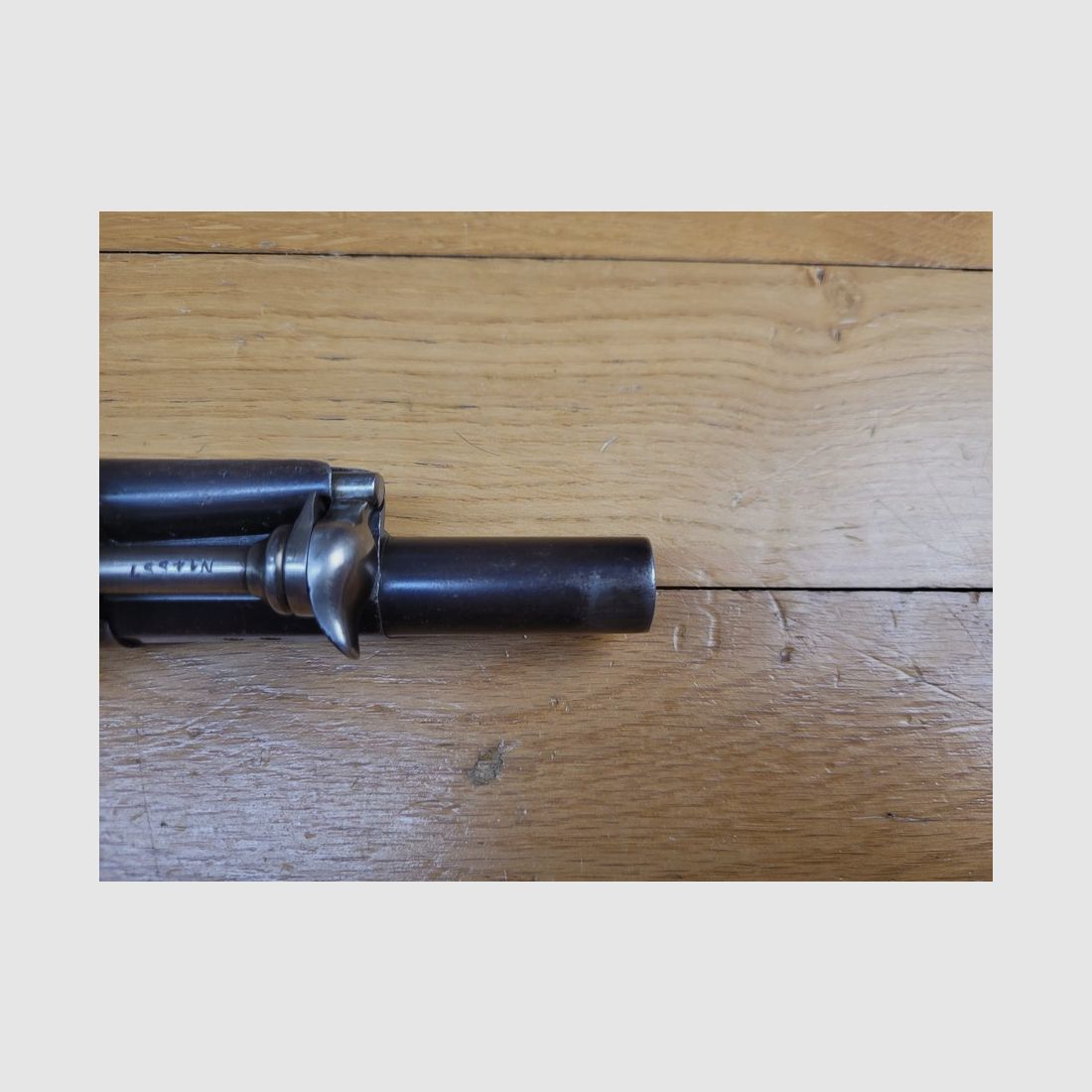Sehr schöner Offiziersrevolver Modell 1874 – Vollständig monomatrikulierte Waffe – MAS von 1877 – Sehr schöner Lauf – Mechanisch einwandfrei – Ausgezeichneter Zustand!, Bild 11 von 23