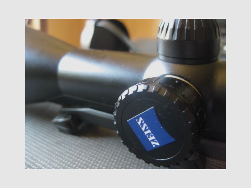 TOP ZEISS VICTORY Gen.II in der Ausführung Diavari als 3-12x56 M , also Innenschiene , mit LP-Absehen 40  und Original Blaser-Sattelmontage ! 