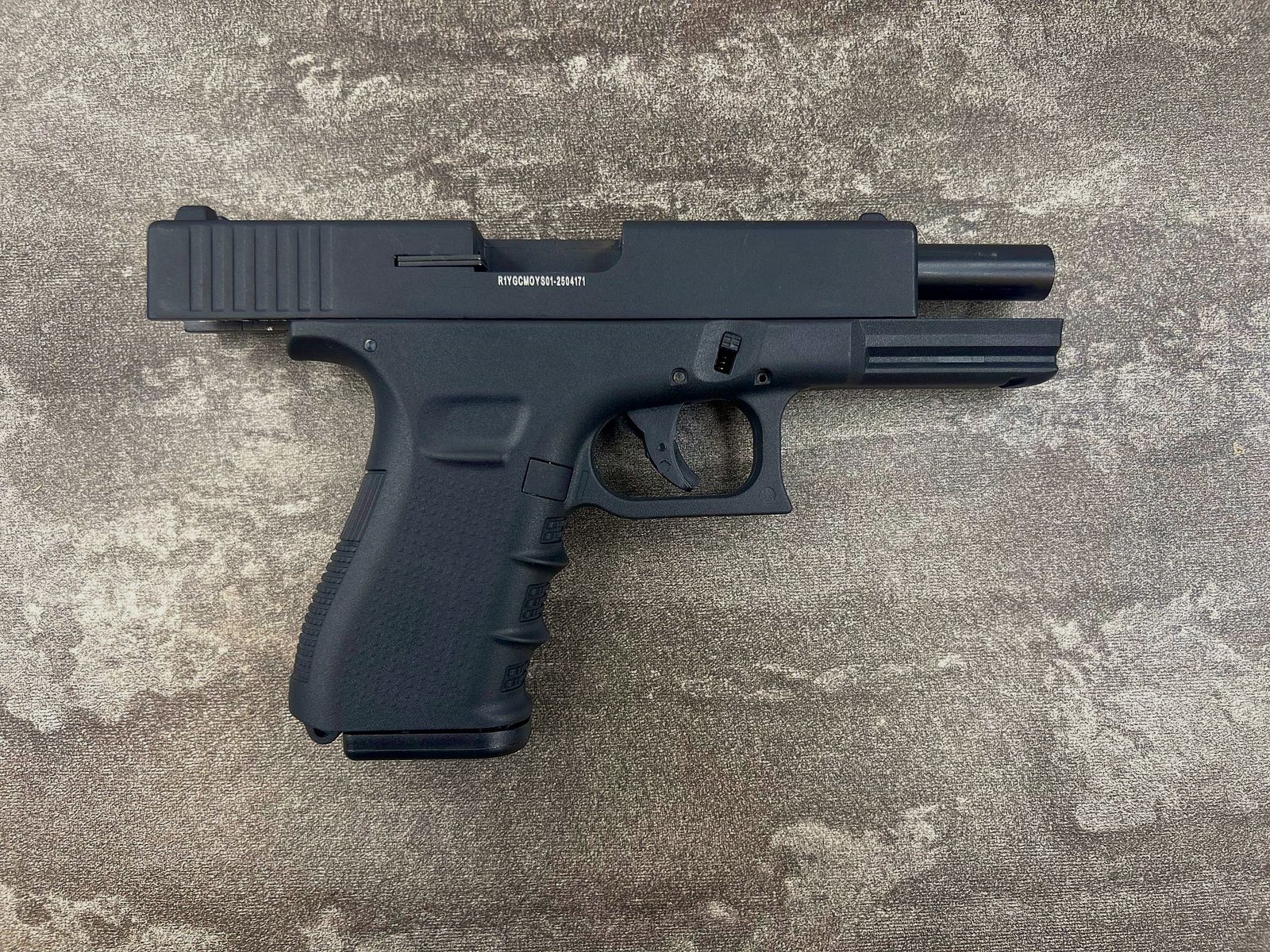 RETAY G19C Top Fire 9mm P.A.K. Schreckschusspistole Glock 19C Nachbau
