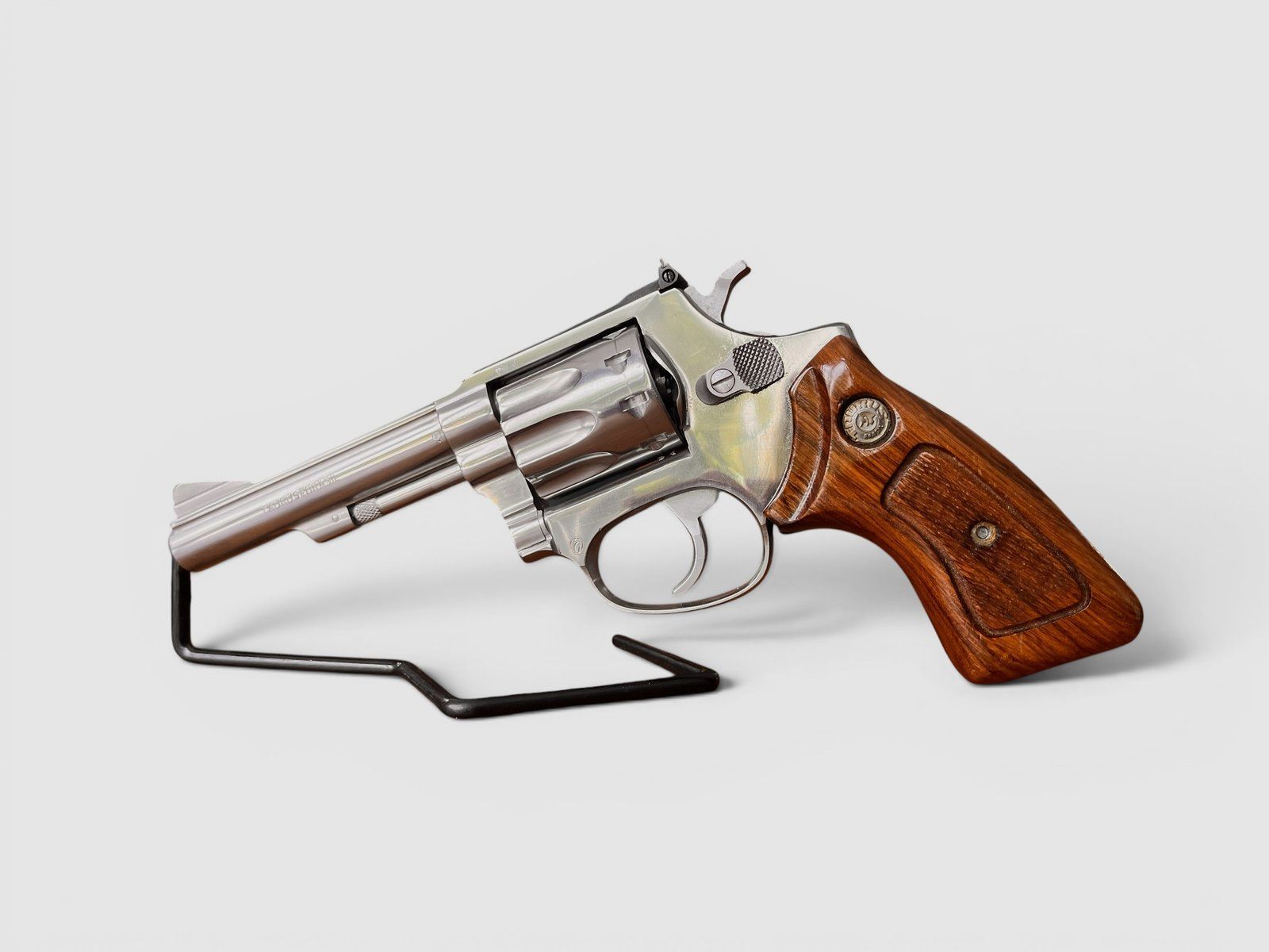 Stainless steel Taurus Inox .22lr revolver for training for sale, image 1 of 7