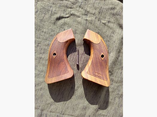 Ruger Single Six Vaquero Griffschalen Karl Nill Griff