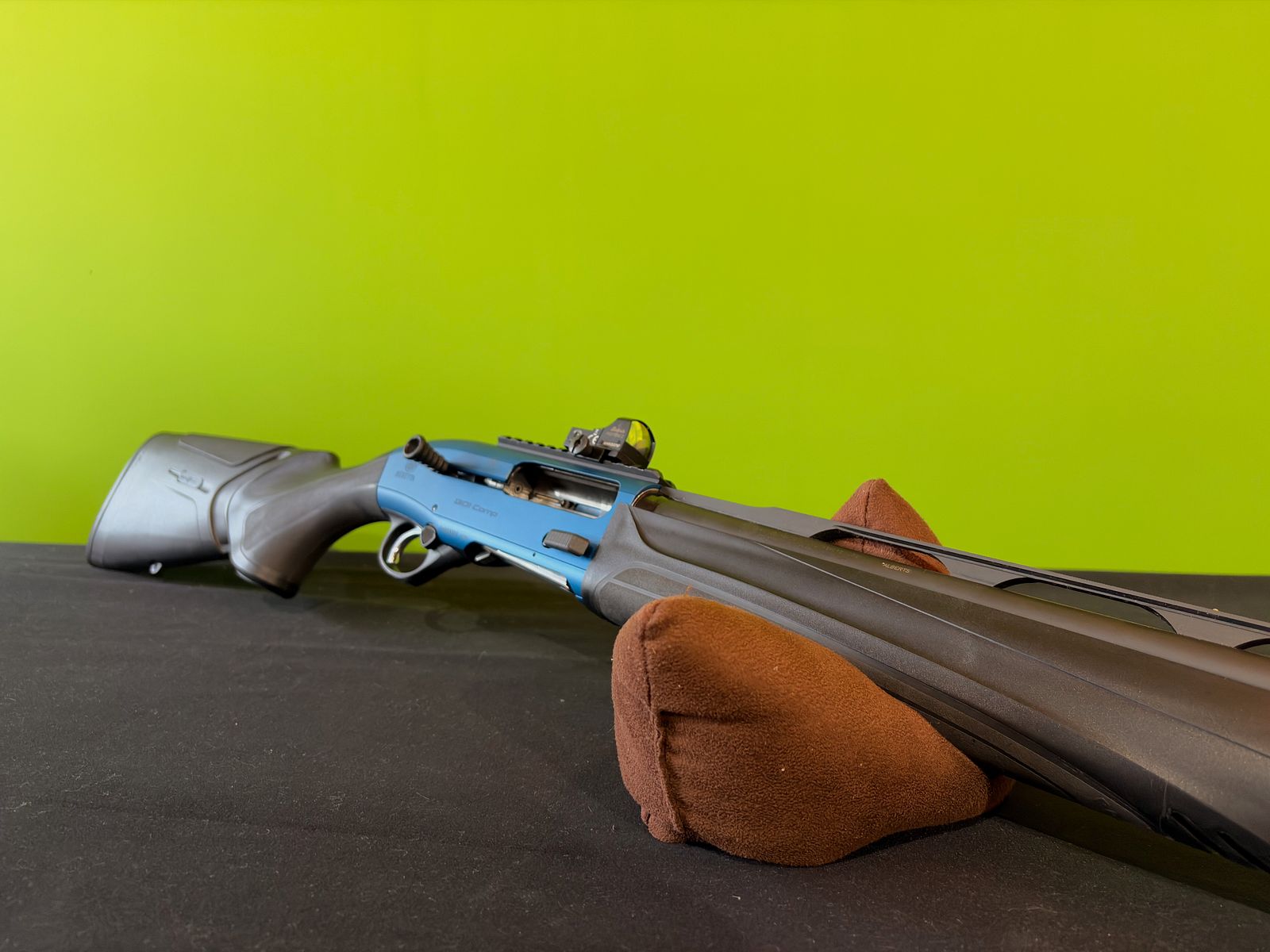 Beretta 1301 Comp Pro 12/76 con Burris FastFire 2, Picatinny Rail & Optimachoke HP Ported