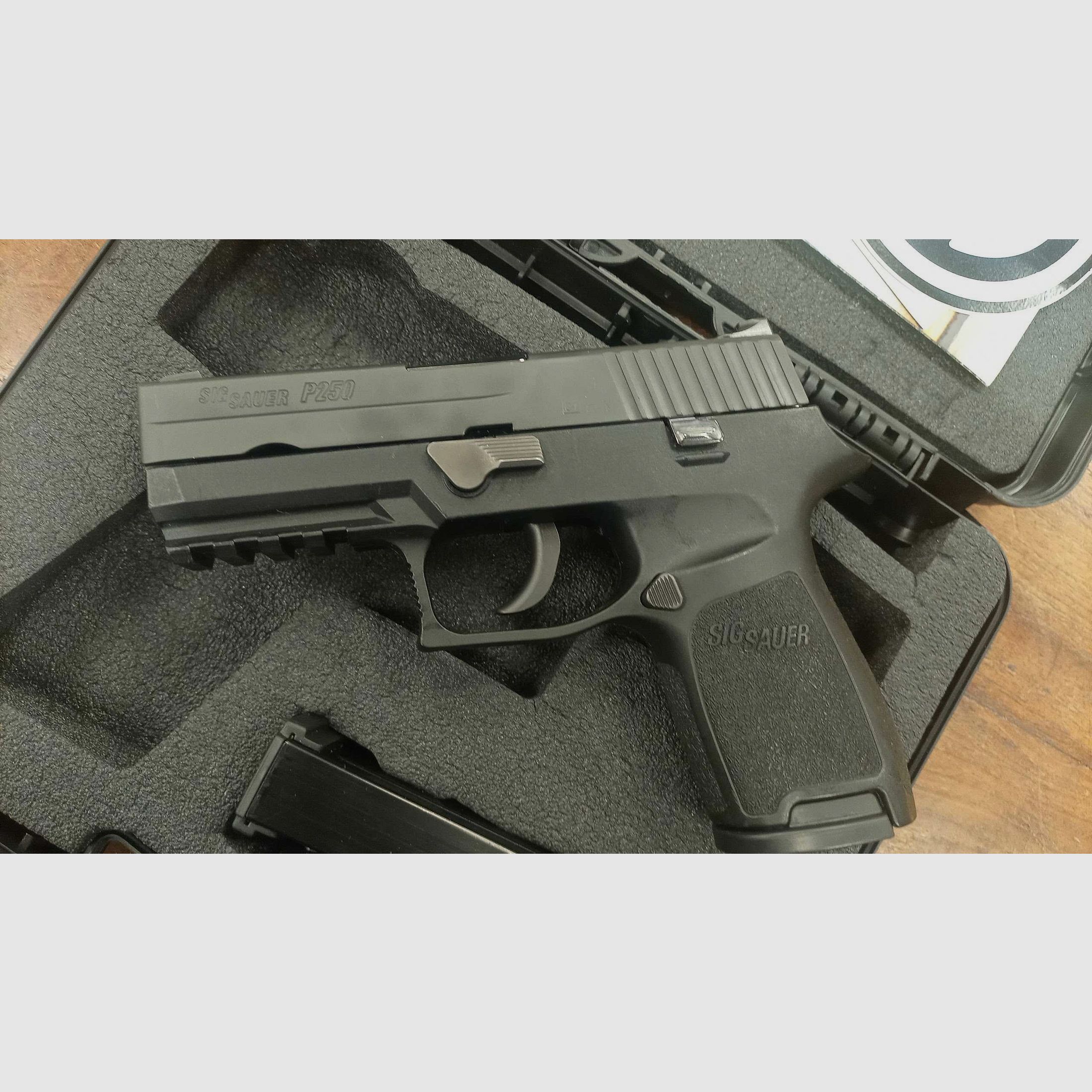 SIG SAUER P250 Cal. 9×21, immagine 5 di 5