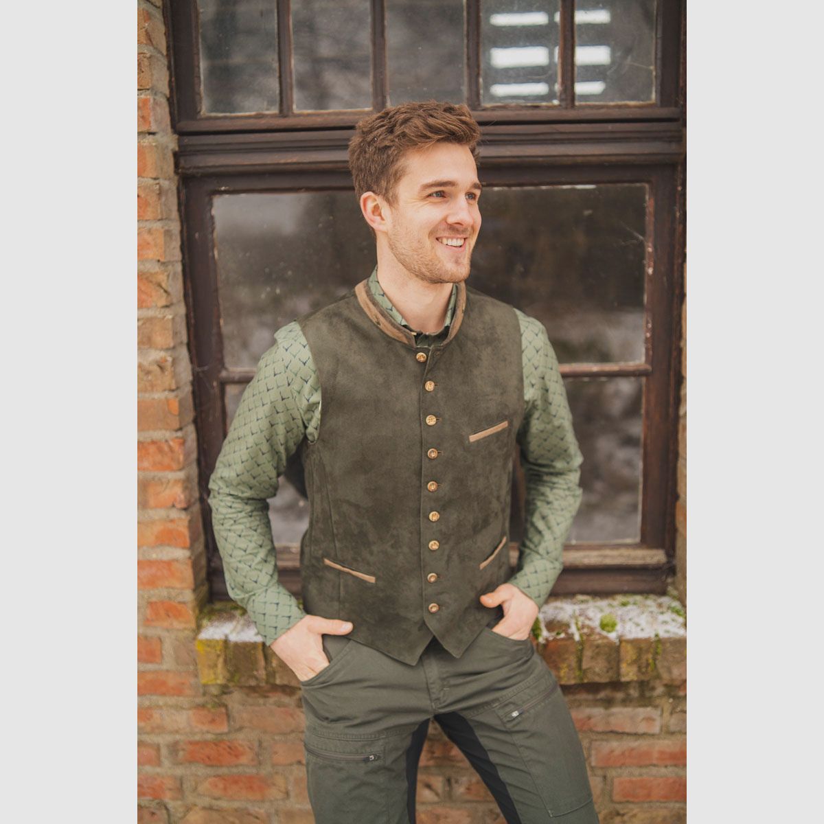 OS TRACHTEN Herrenweste 3 Leistentaschen Dunkelgrün