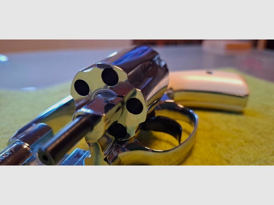 Sammler aufgepasst! Schreckschuss-Revolver Reck Chief Special Chrom (PTB 503), neuwertig ungeschossen einzigartig