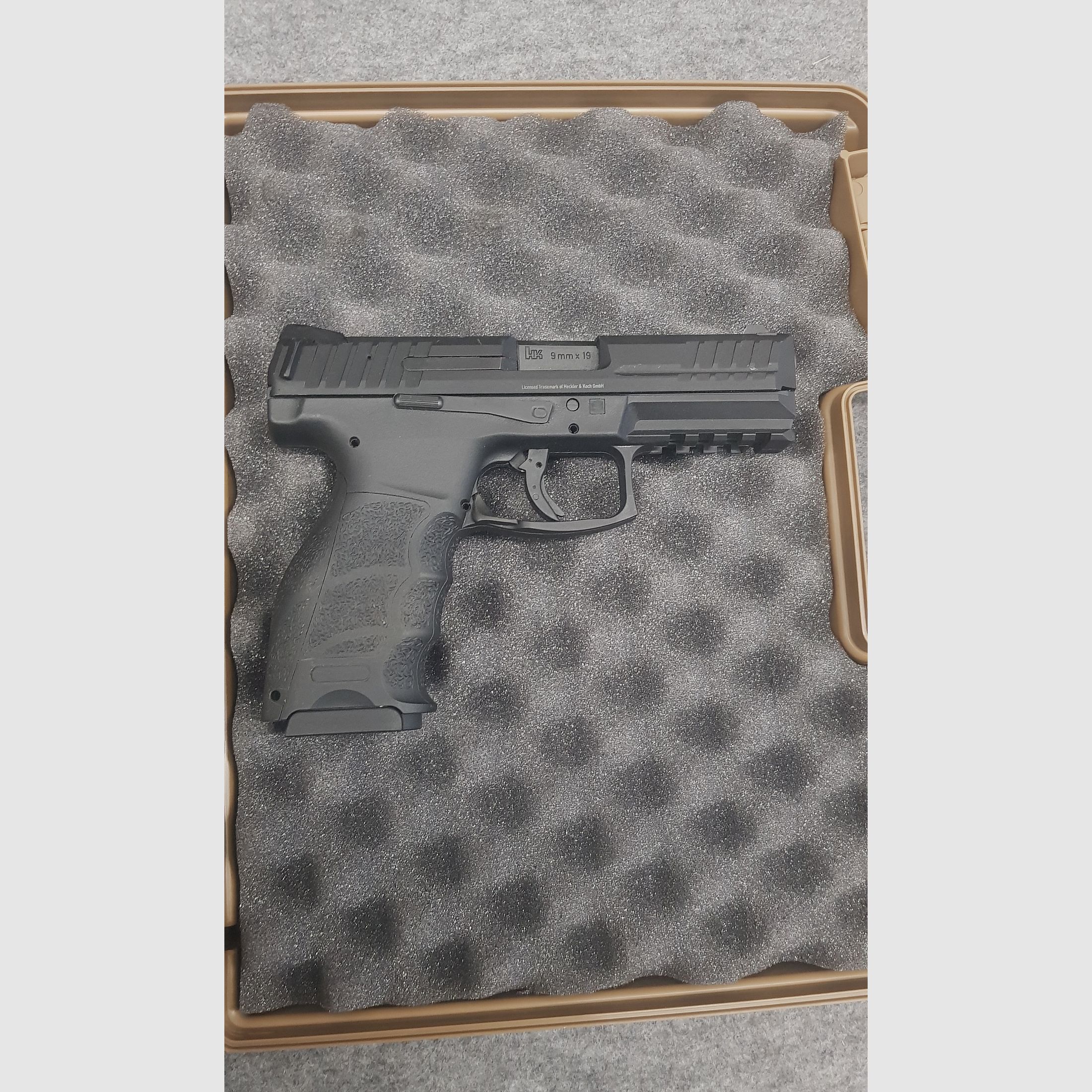 Heckler & Koch VP9 Softair-Pistole Kaliber 6 mm BB Gas Blowback Softair Pistole  6mm BB 