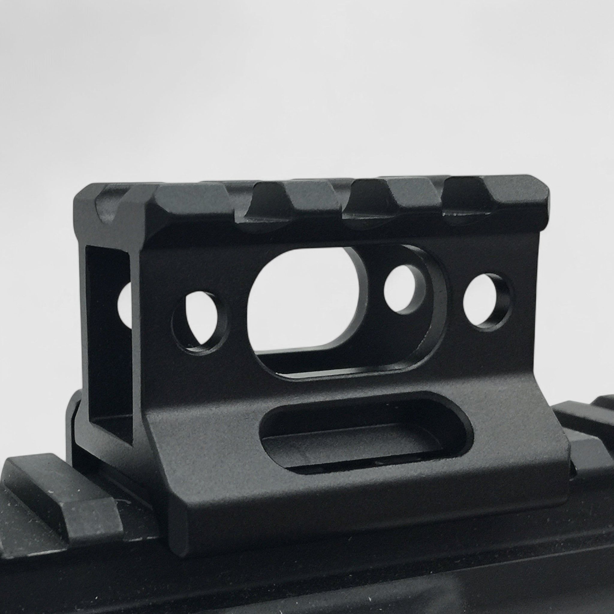 UTG Super Slim Picatinny Riser 25.4 mm – 3 Slots, image 3 of 4