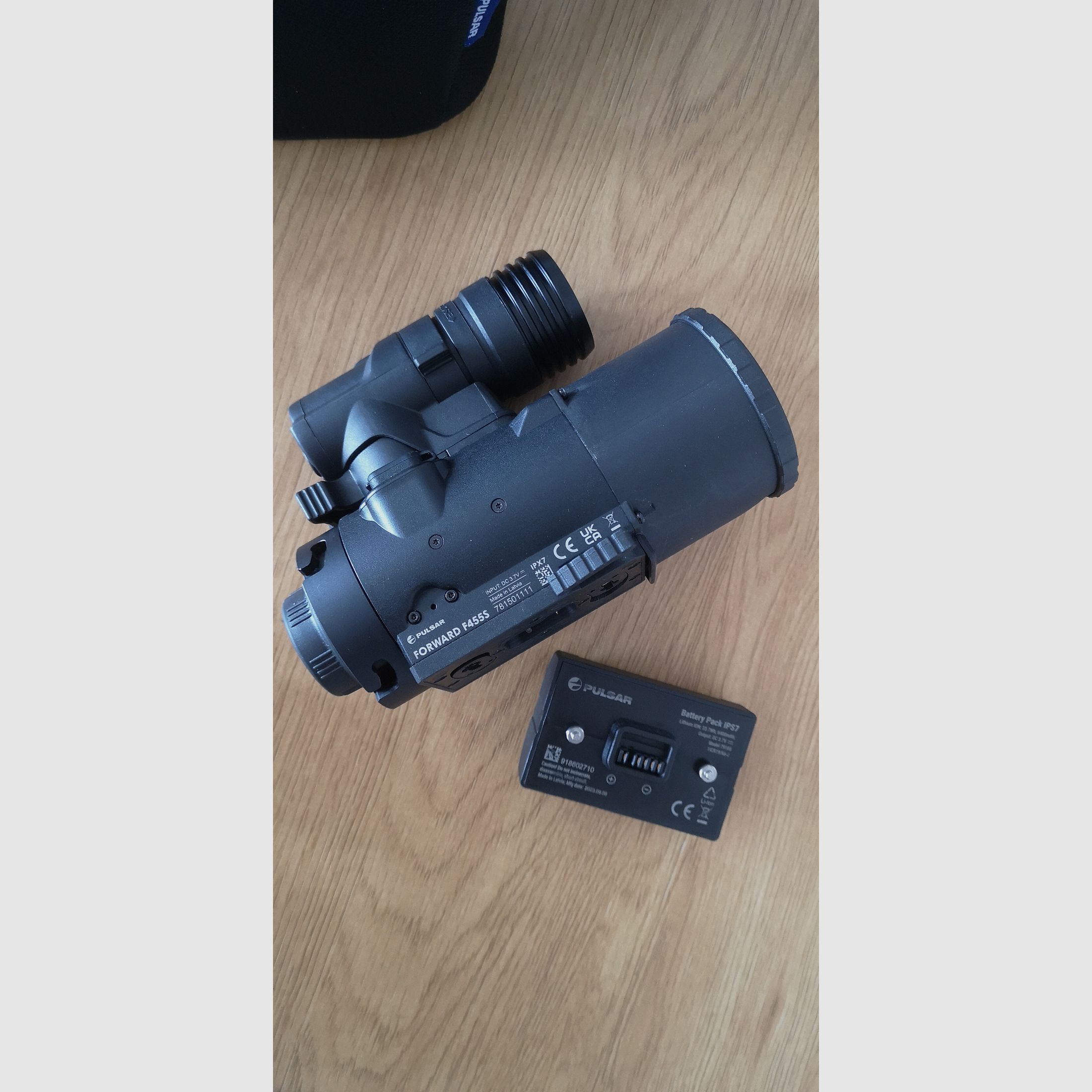 Night vision attachment device Pulsar 455 S with bag etc.