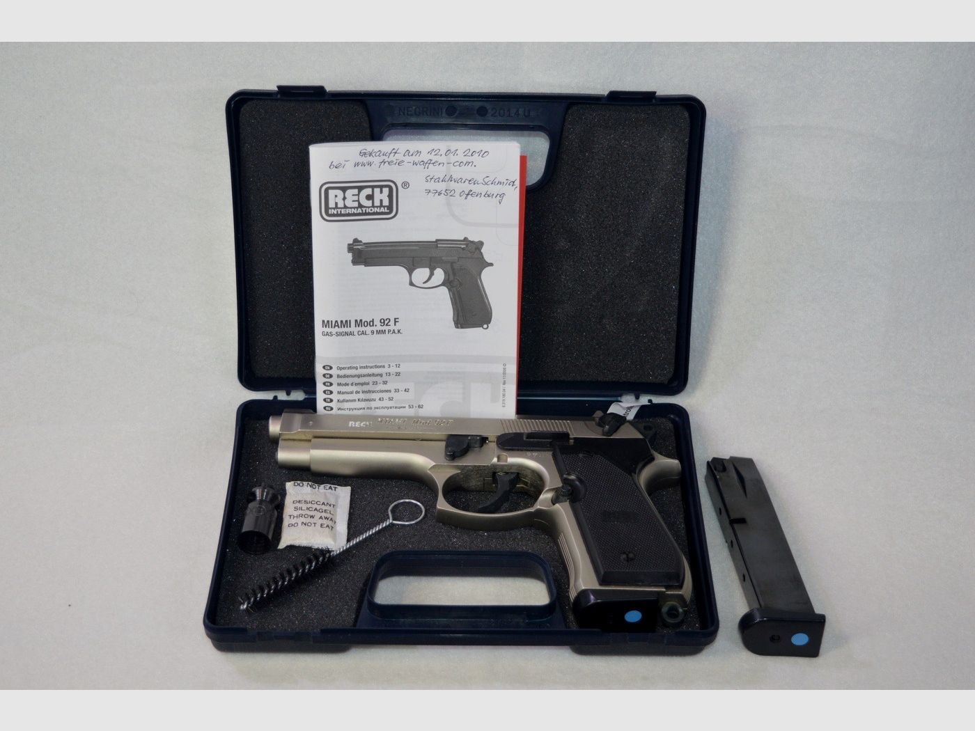 Top-Pakket! Reck Miami Mod. 92 F verchroomd, Cal. 9 mm P.A.K. + takt. Holster + 2. Magazin