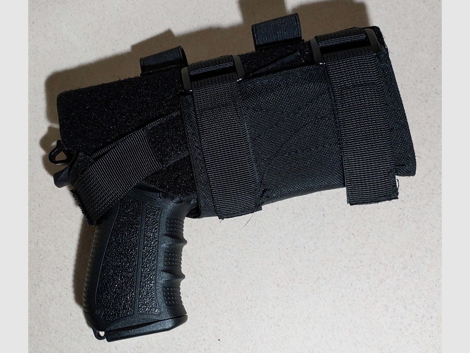 Set Zoraki 2918 PAK mit 2 Magazinen und Holster