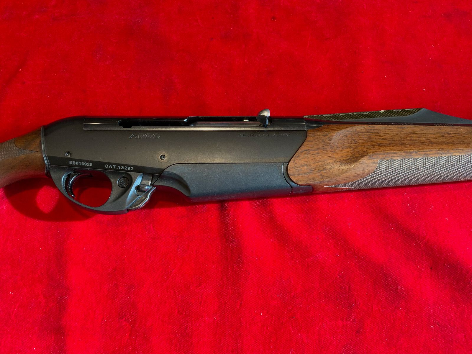 Carabina semiautomática Benelli, imagen 1 de 4